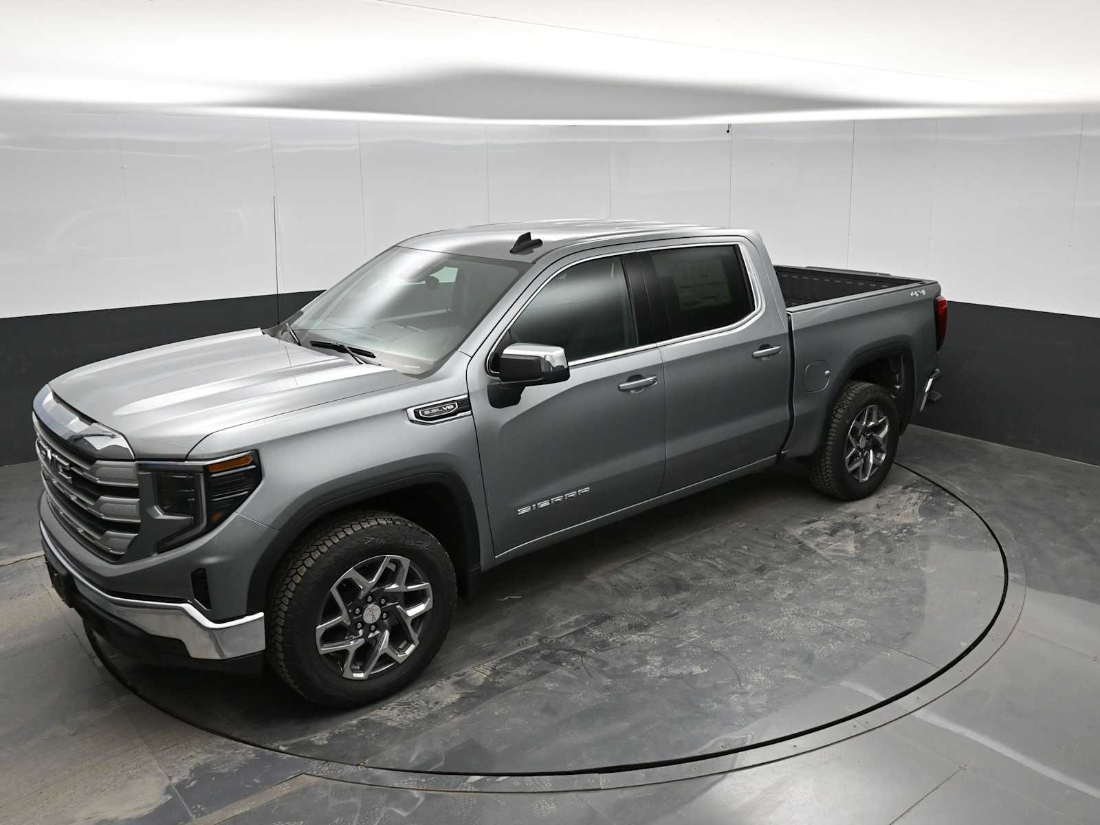 2026 GMC Sierra 1500 SLE - Photo 26