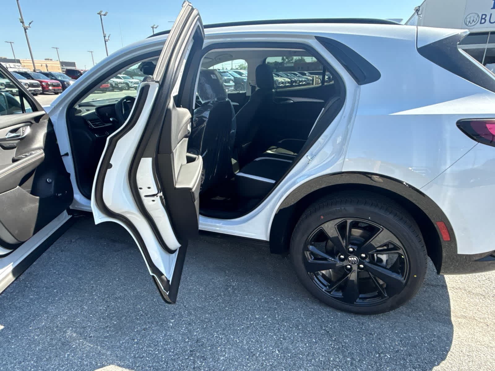 2026 Buick Envision Sport Touring - Photo 27