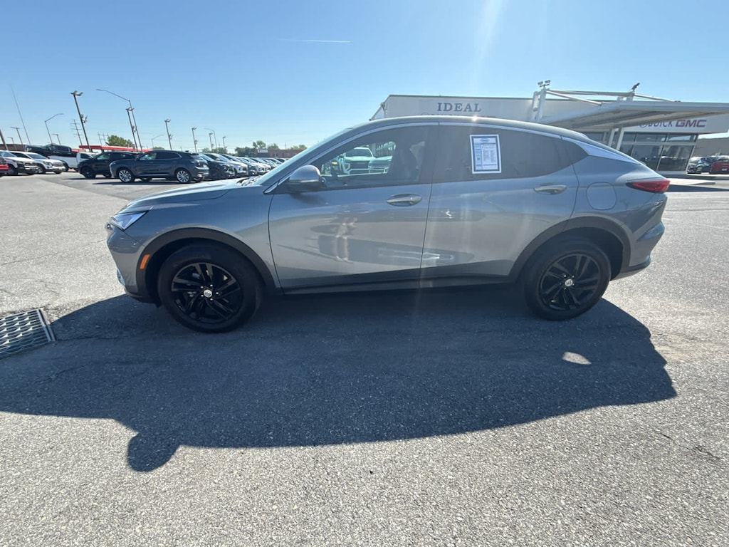 Used 2025 Buick Envista Preferred SUV