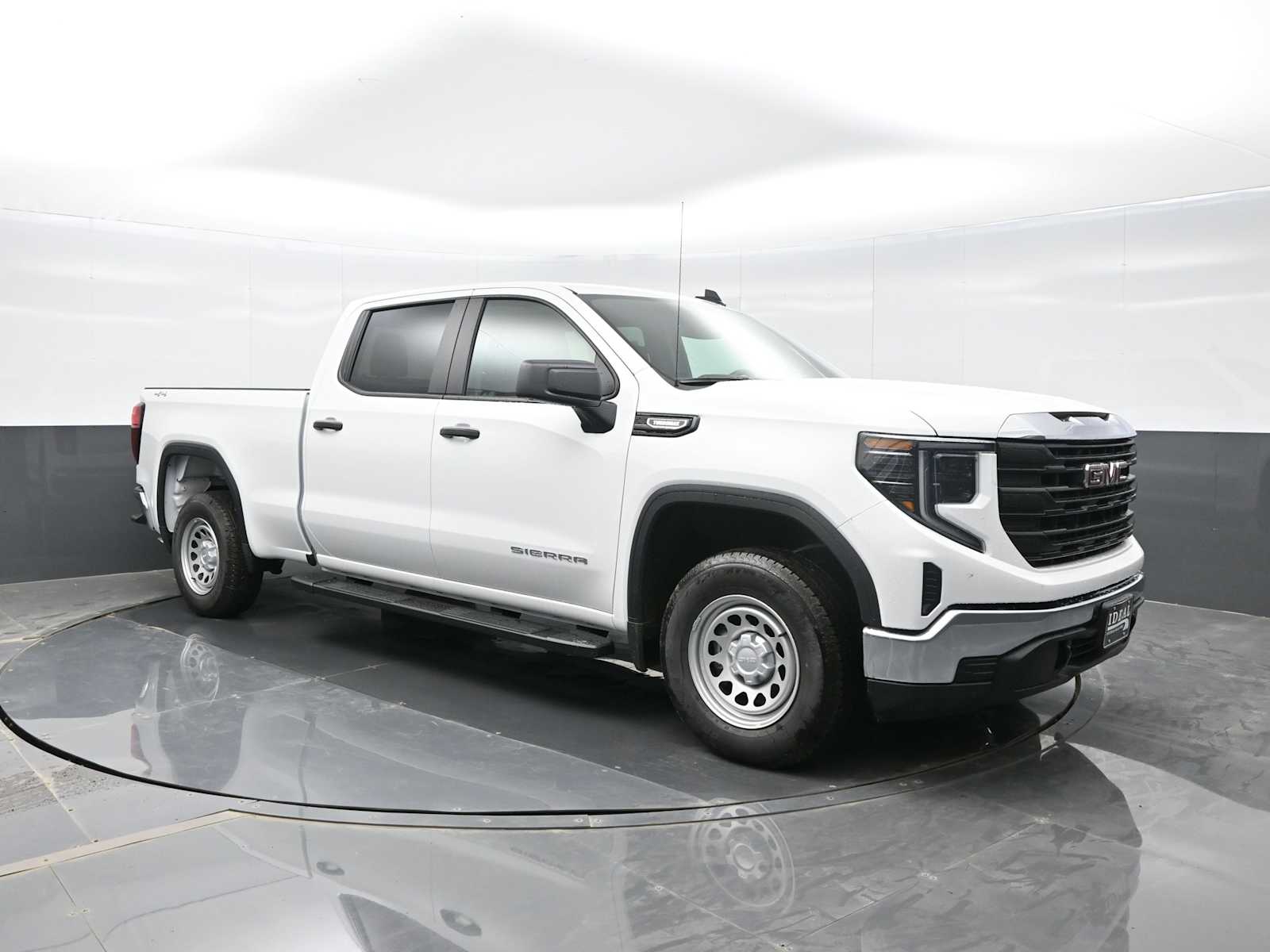 2025 GMC Sierra 1500 Pro's photo