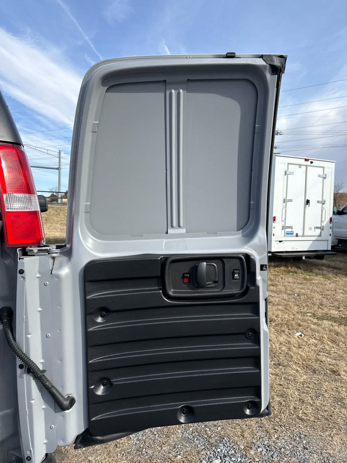 2025 GMC Savana Cargo Work Van - Photo 6