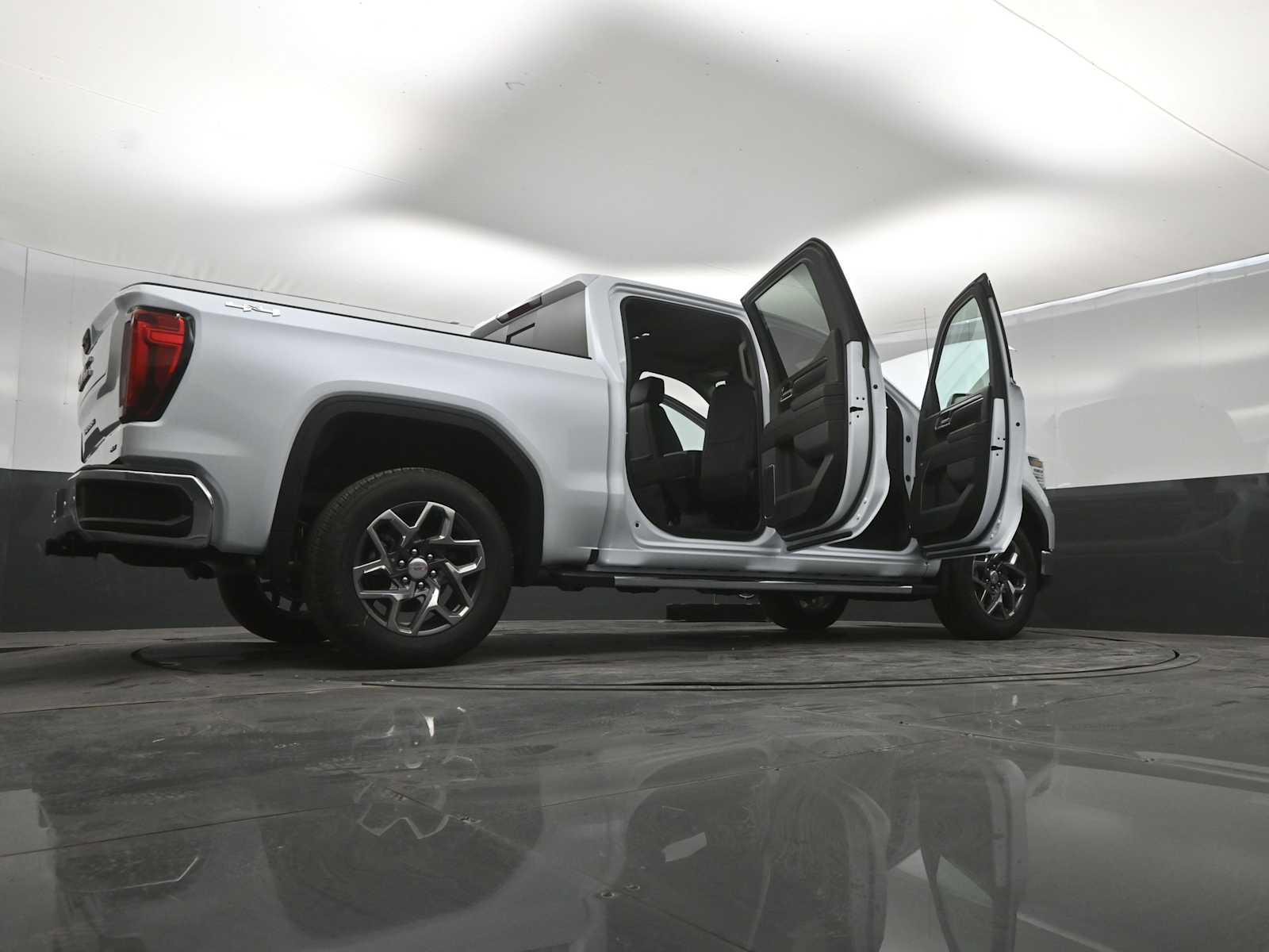 2026 GMC Sierra 1500 SLT - Photo 44