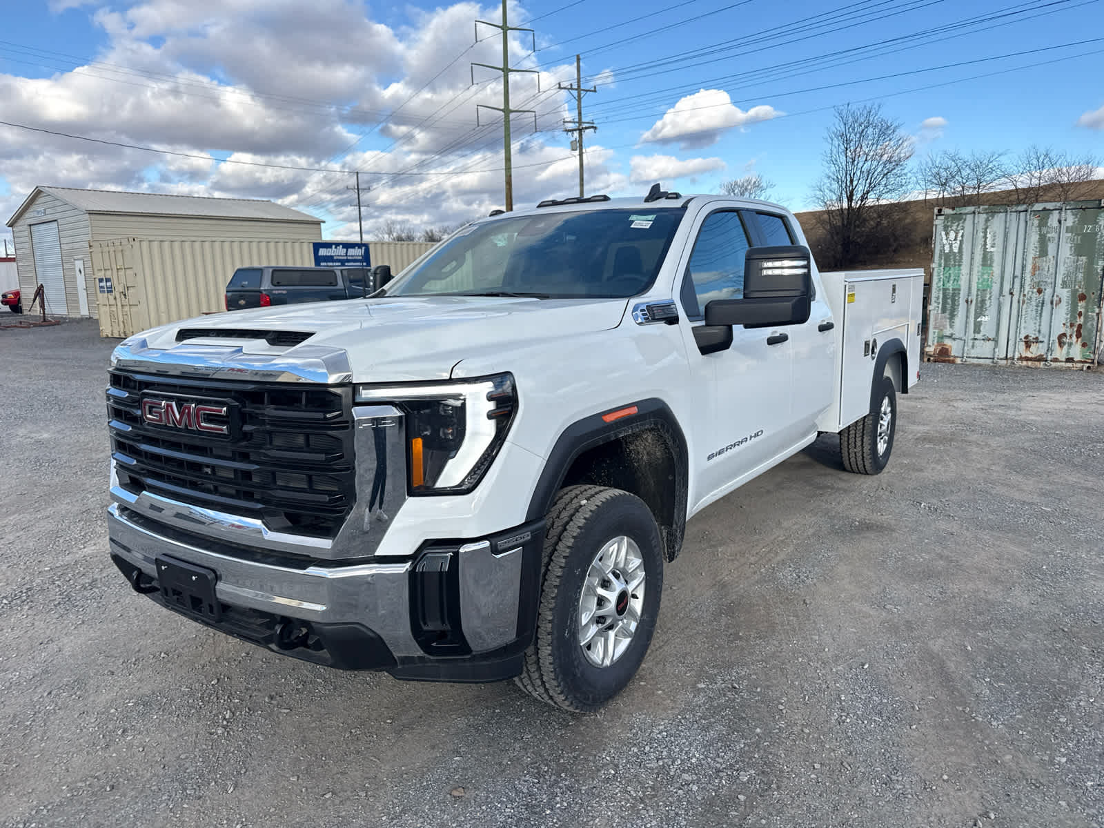 2025 GMC Sierra 2500HD Pro's photo