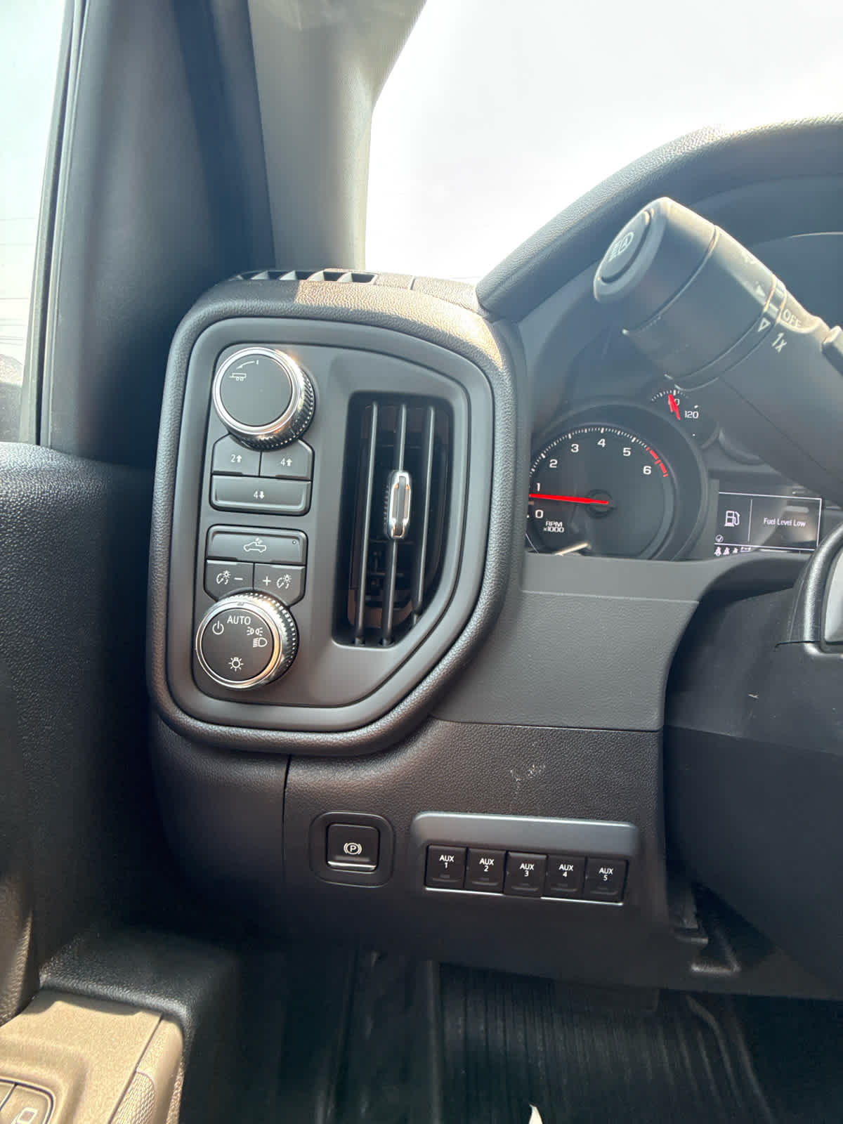 2026 GMC Sierra 2500HD Pro - Photo 42