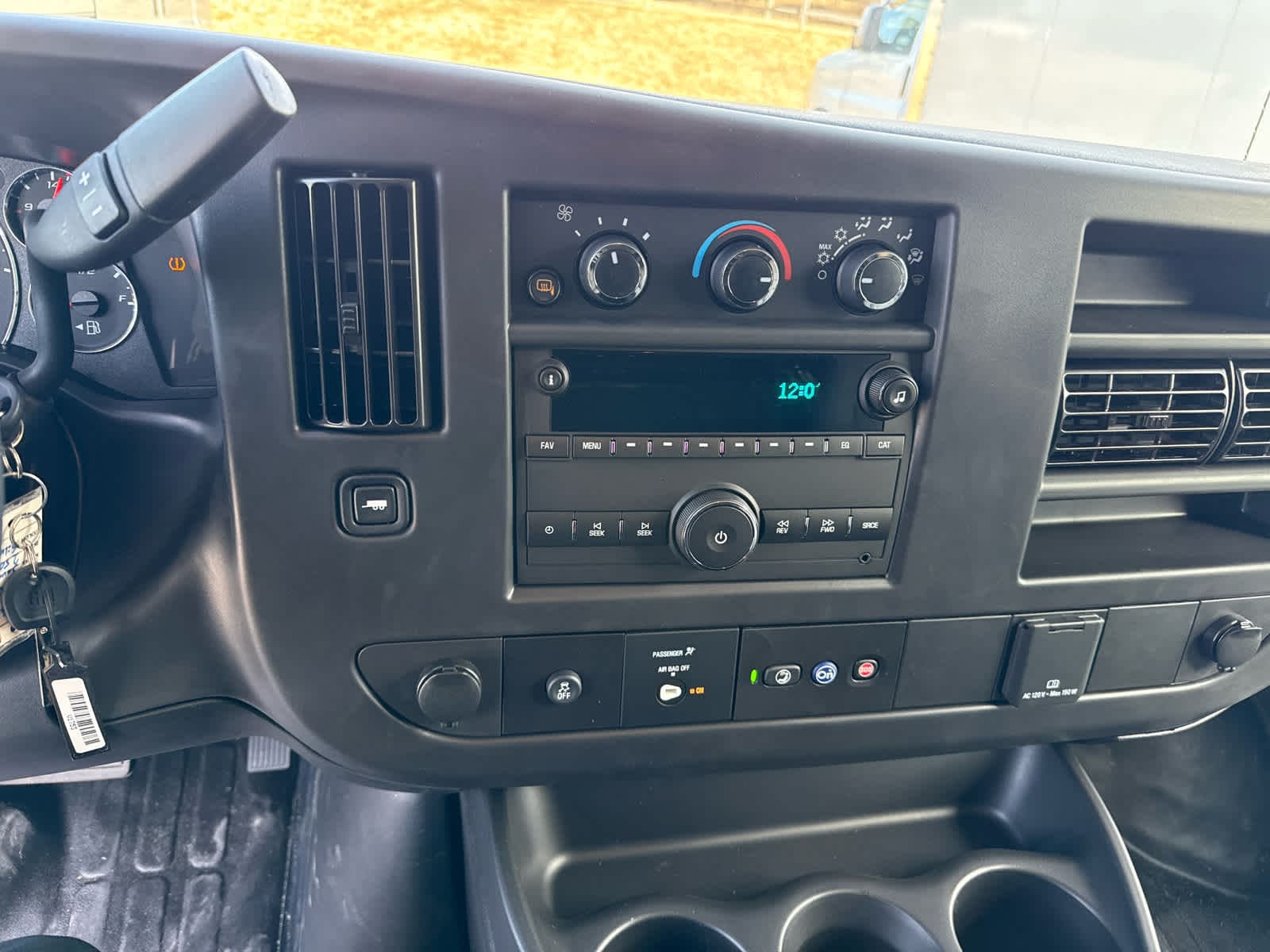 2025 GMC Savana Cargo Work Van - Photo 16