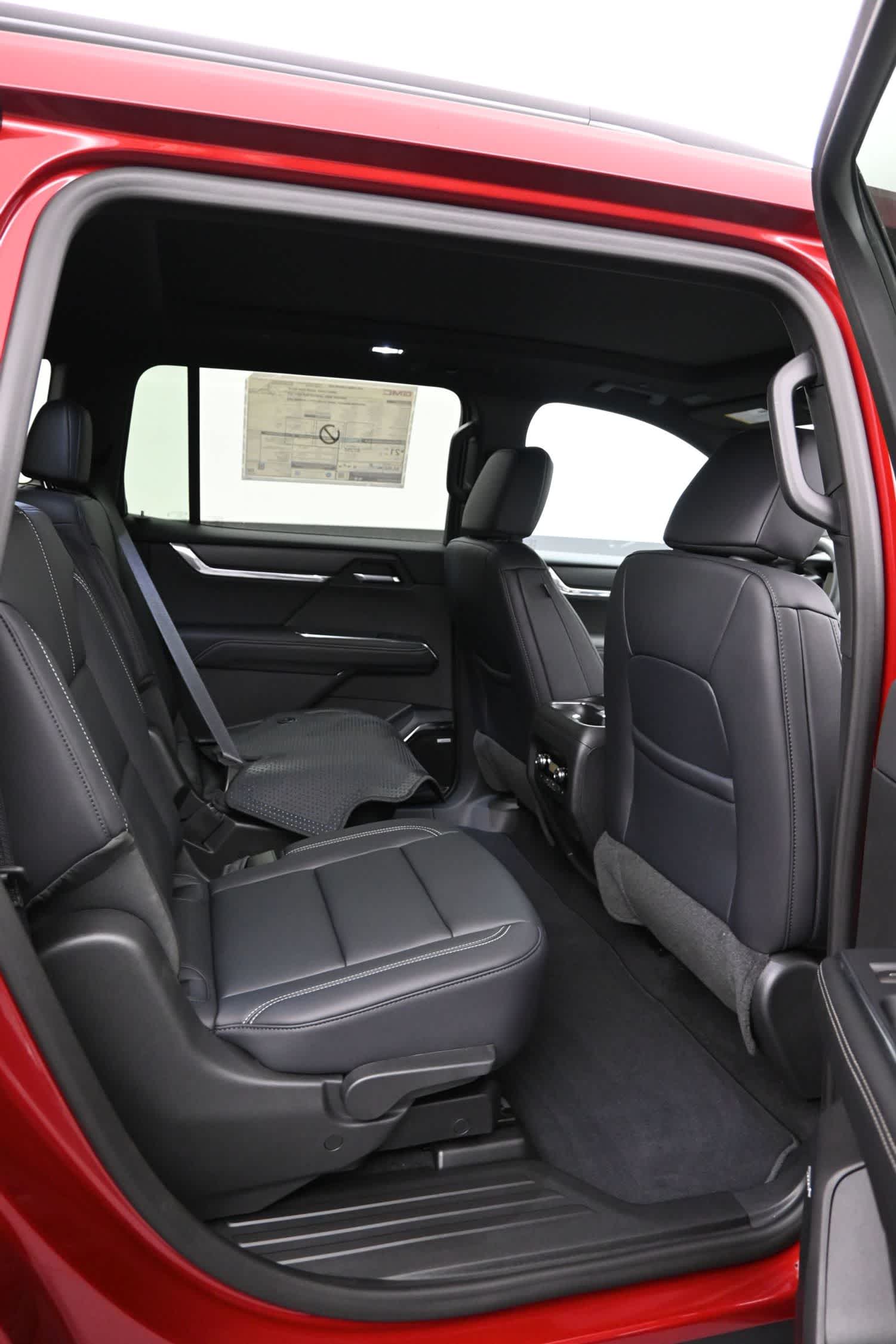 2026 GMC Acadia Elevation - Photo 12