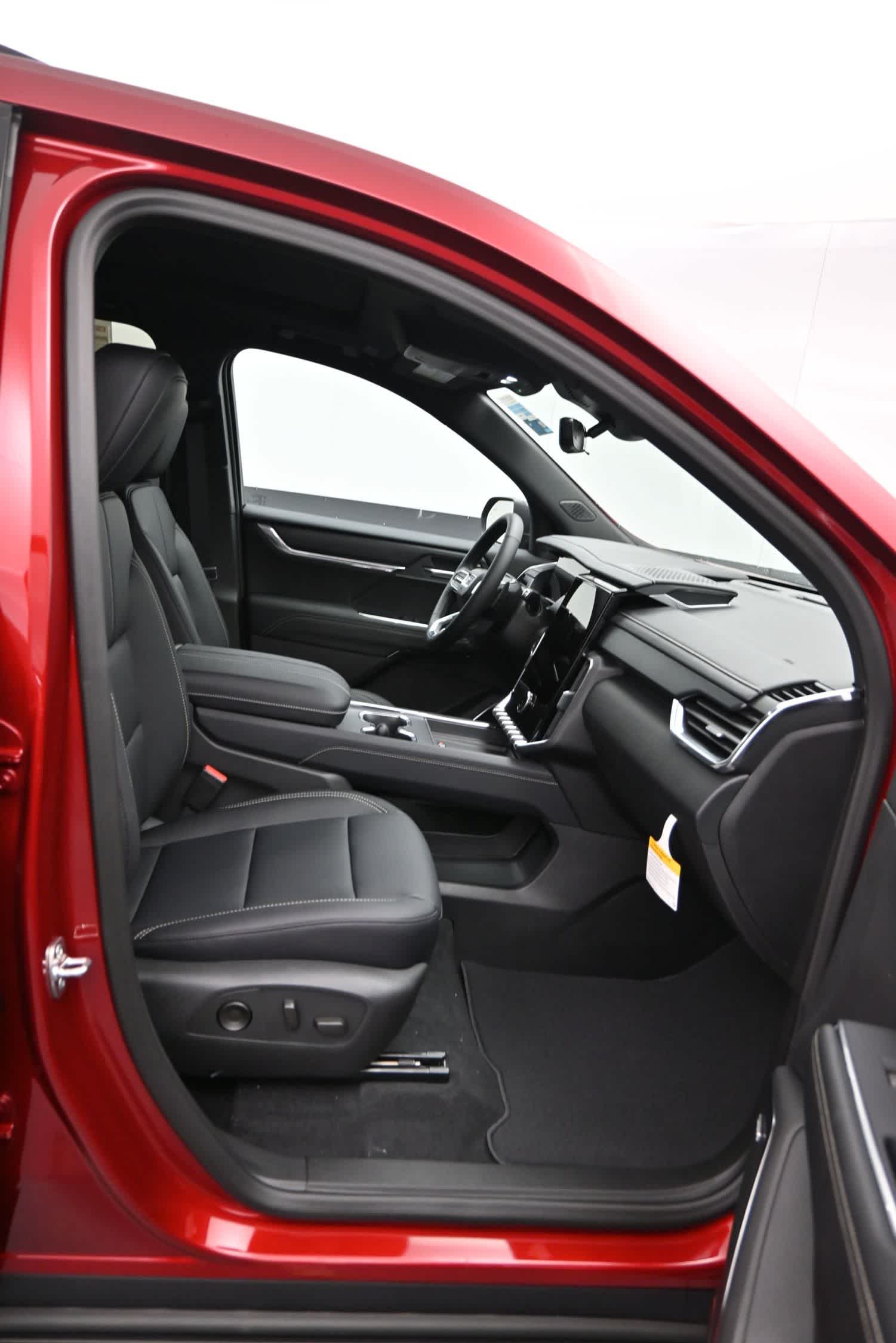 2026 GMC Acadia Elevation - Photo 11