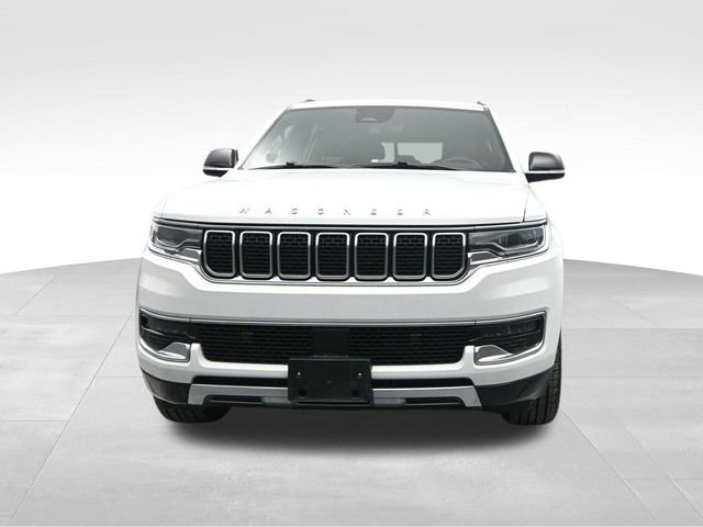 2023 Jeep Wagoneer L Series III photo 3