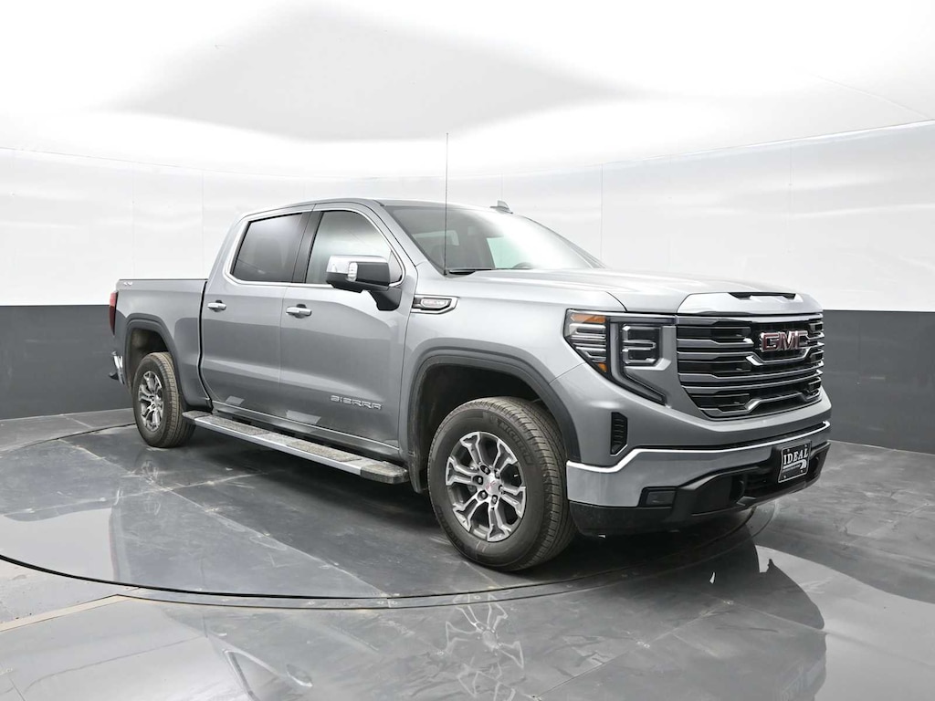 New 2025 GMC Sierra 1500 SLT Truck