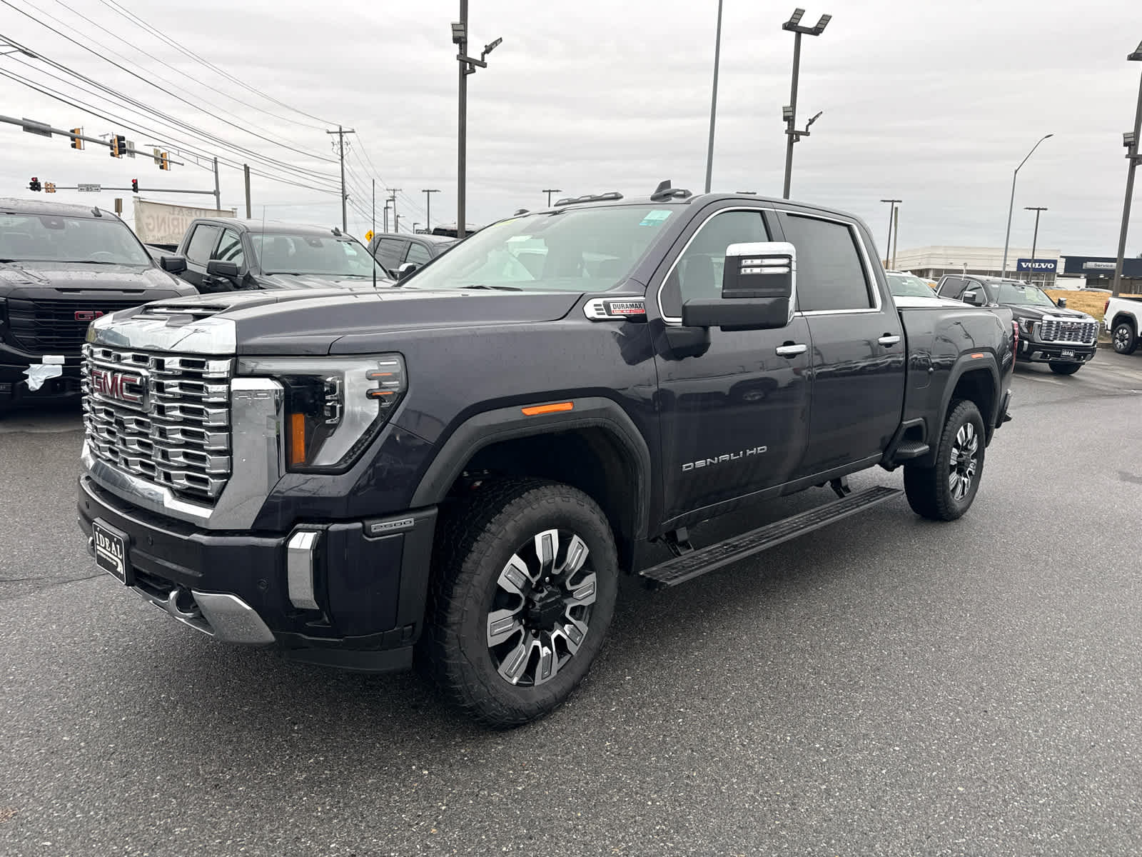 2025 GMC Sierra 2500HD Denali's photo