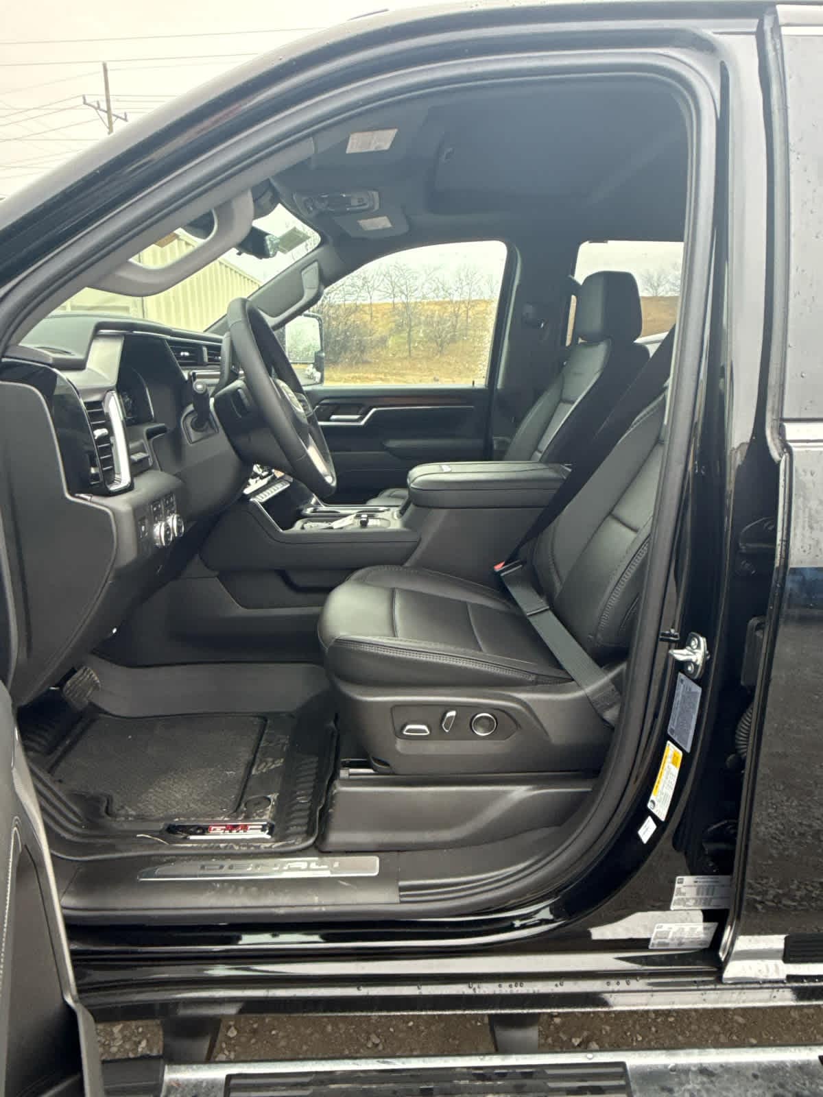 2025 GMC Sierra 2500HD Denali - Photo 18