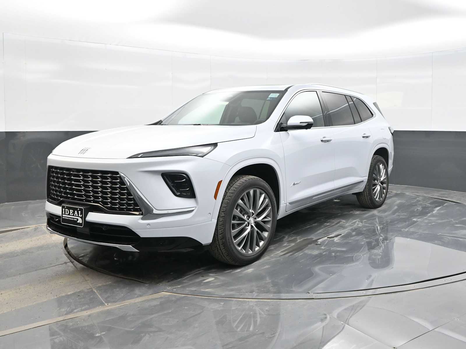 2026 Buick Enclave Avenir's photo