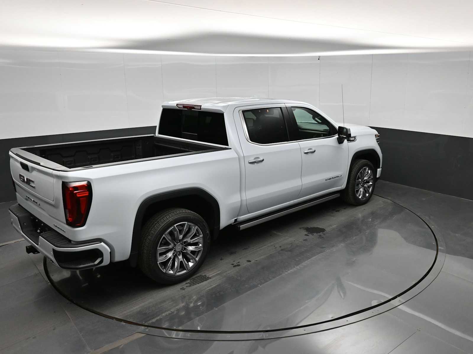 2026 GMC Sierra 1500 Denali - Photo 32