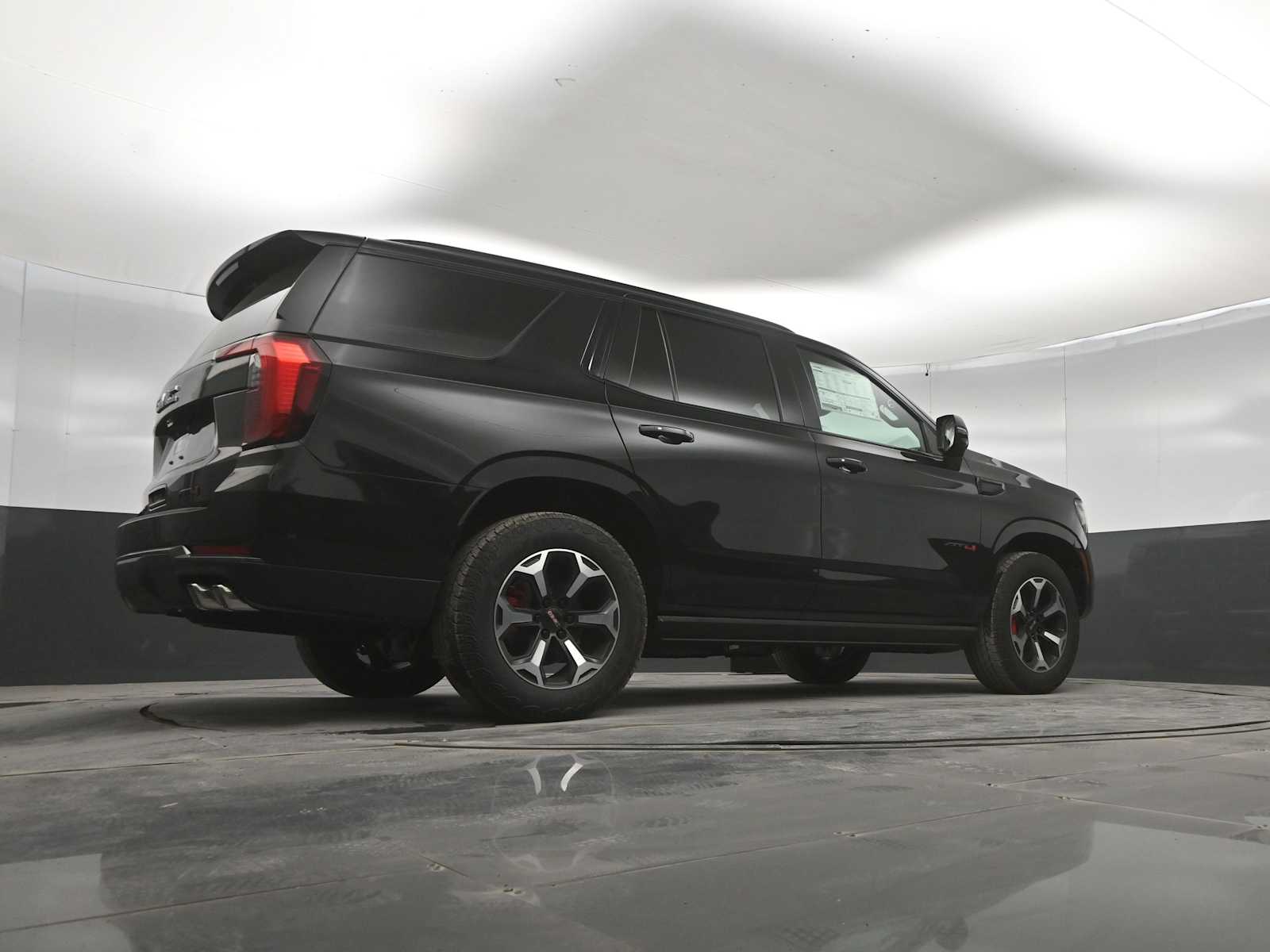 2026 GMC Yukon AT4 - Photo 39