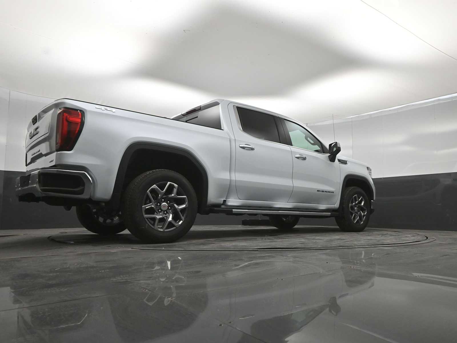 2026 GMC Sierra 1500 SLT - Photo 37
