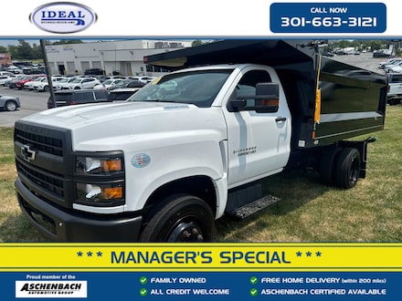 2023 Chevrolet Silverado 5500 HD Work Truck Chassis Cab Truck