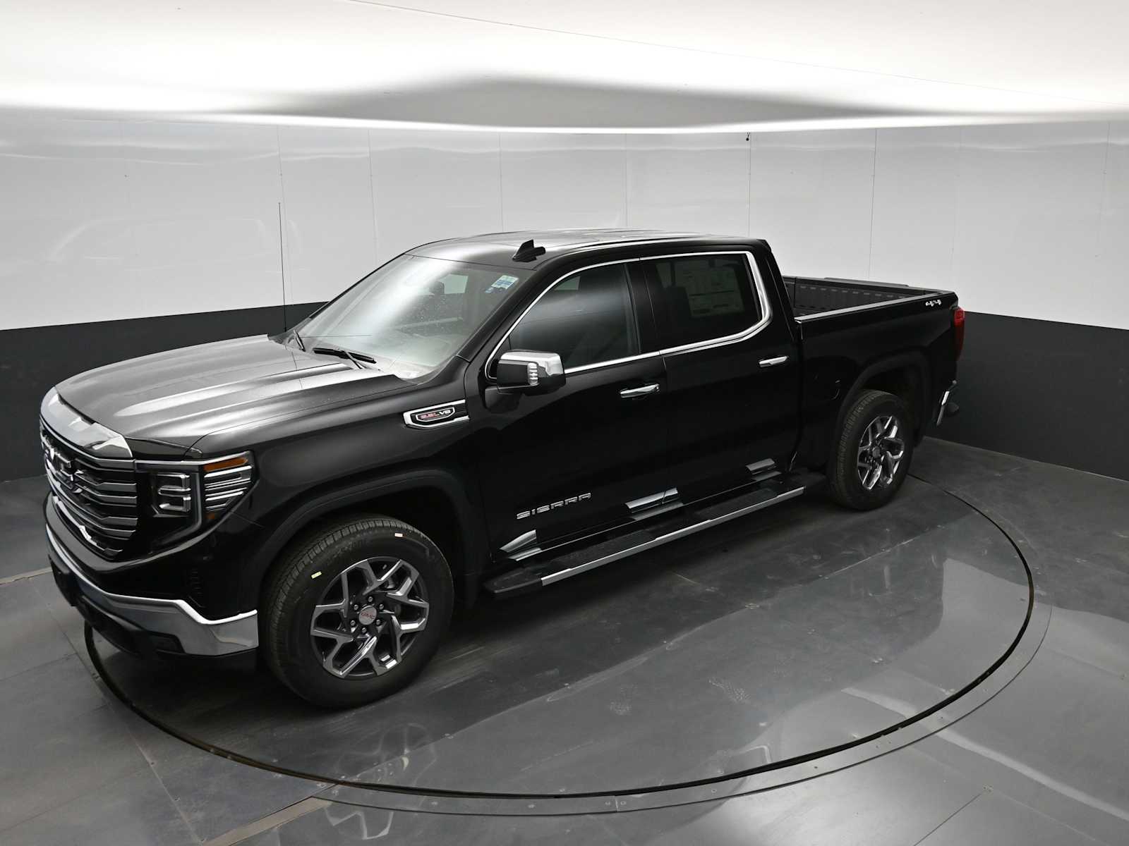 2026 GMC Sierra 1500 SLT - Photo 28