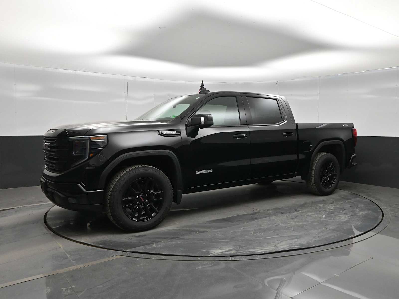 2026 GMC Sierra 1500 Elevation - Photo 4