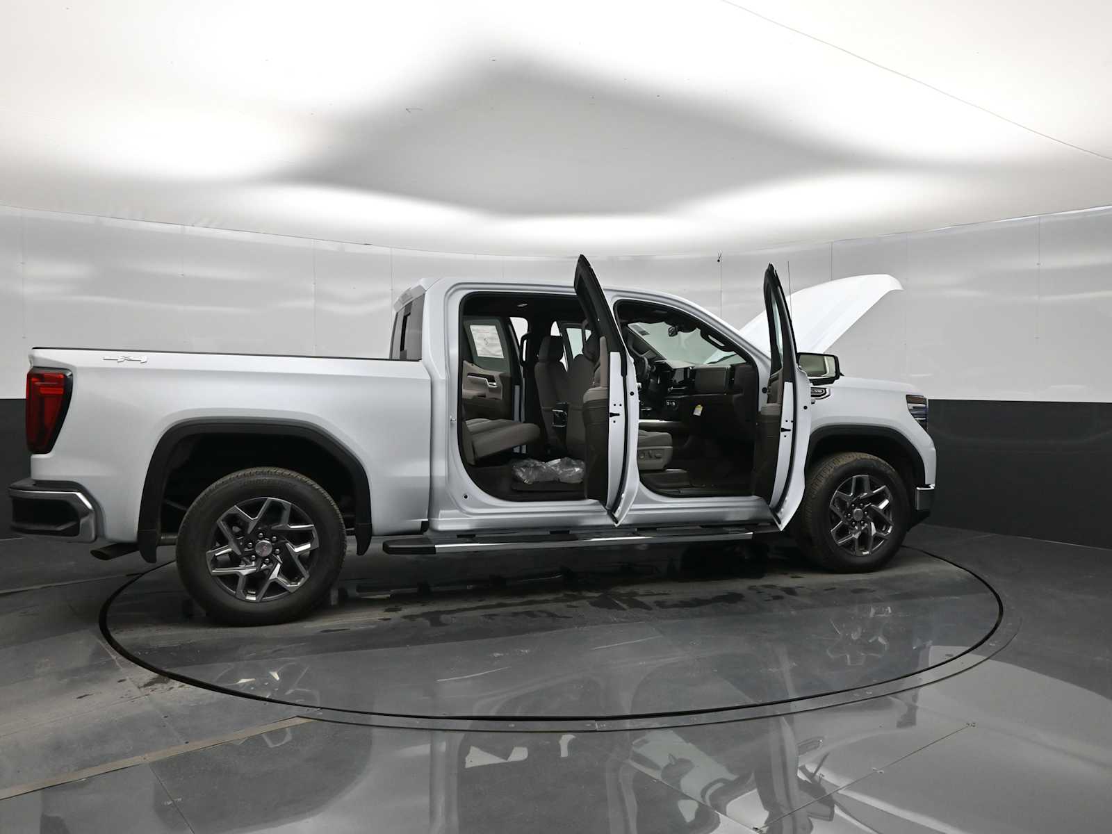 2026 GMC Sierra 1500 SLT - Photo 40