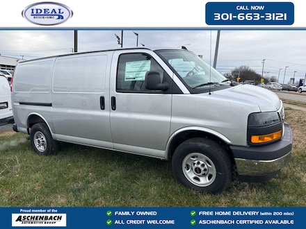 2025 GMC Savana Cargo Work Van Van