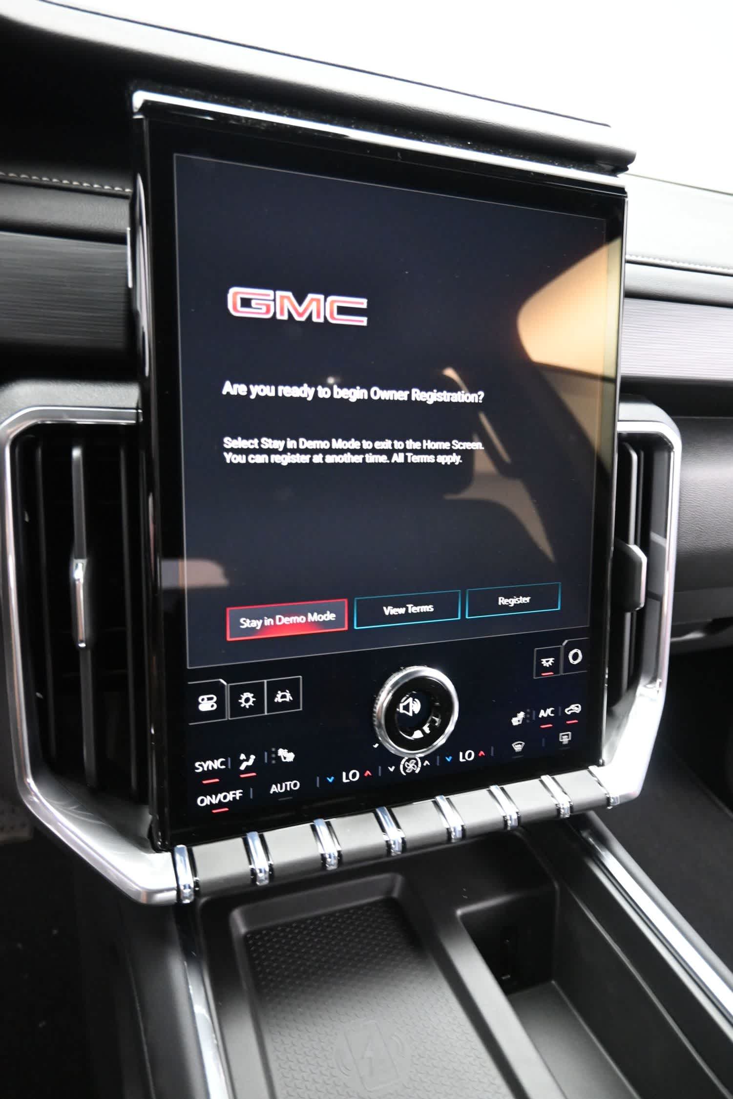 2026 GMC Acadia Elevation - Photo 18
