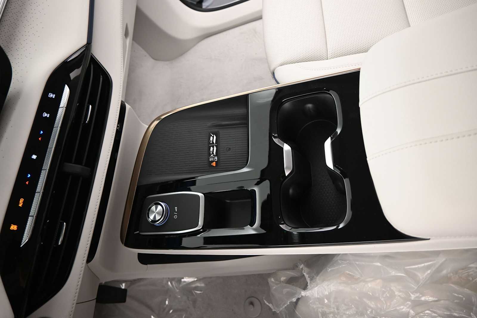 2026 Buick Enclave Avenir - Photo 21