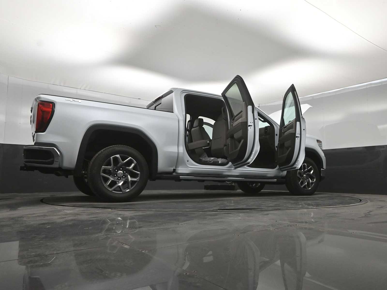 2026 GMC Sierra 1500 SLT - Photo 47
