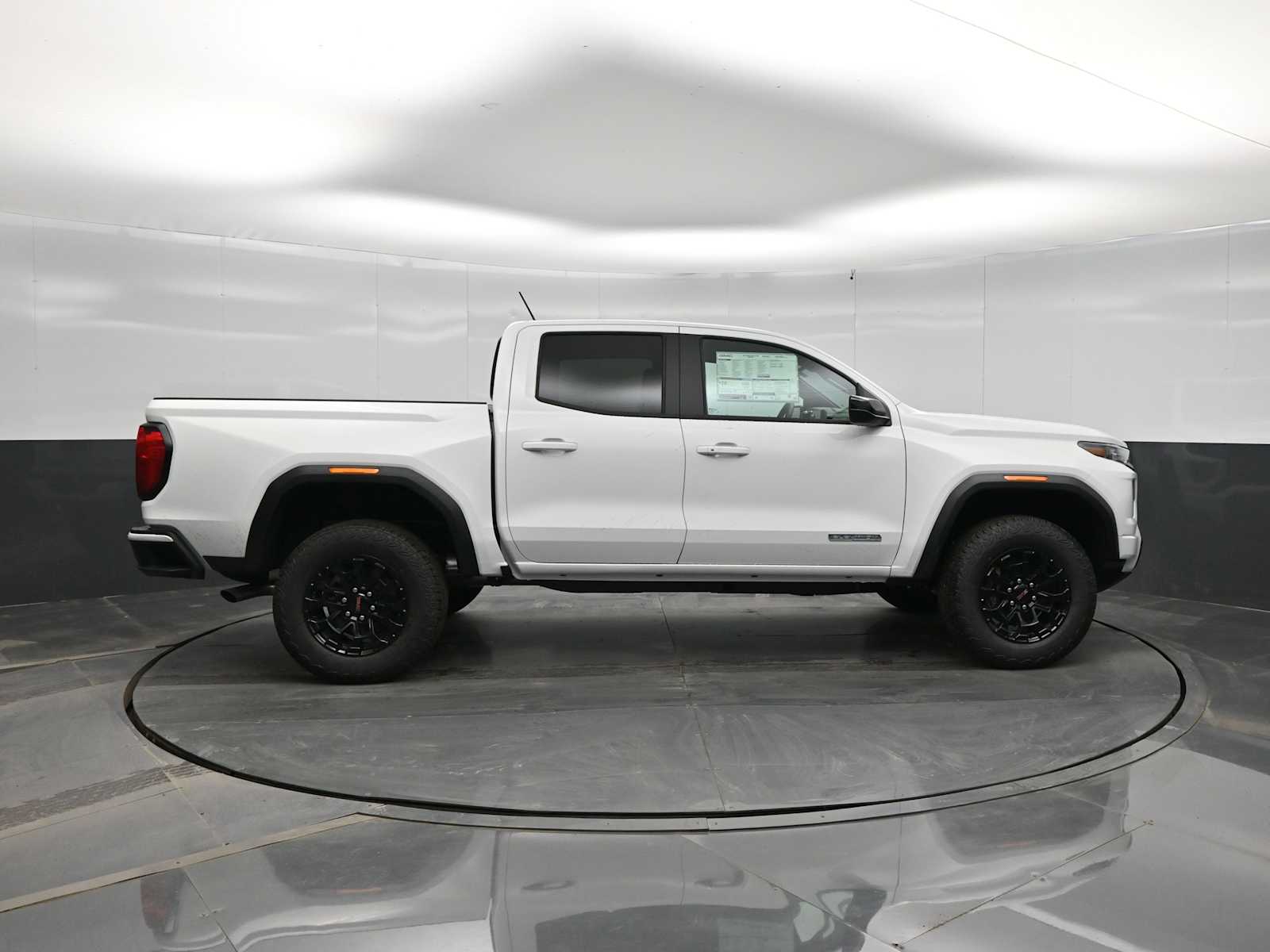 2026 GMC Canyon Elevation - Photo 9