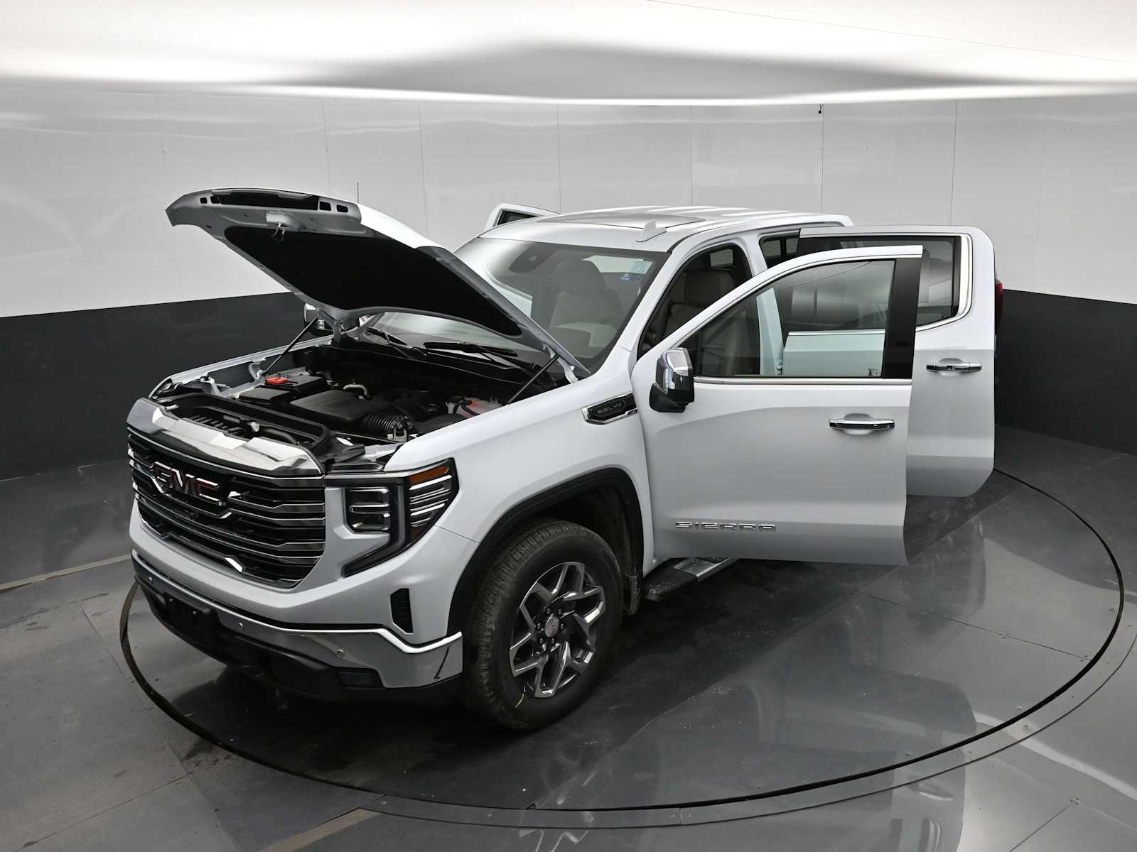 2026 GMC Sierra 1500 SLT - Photo 39