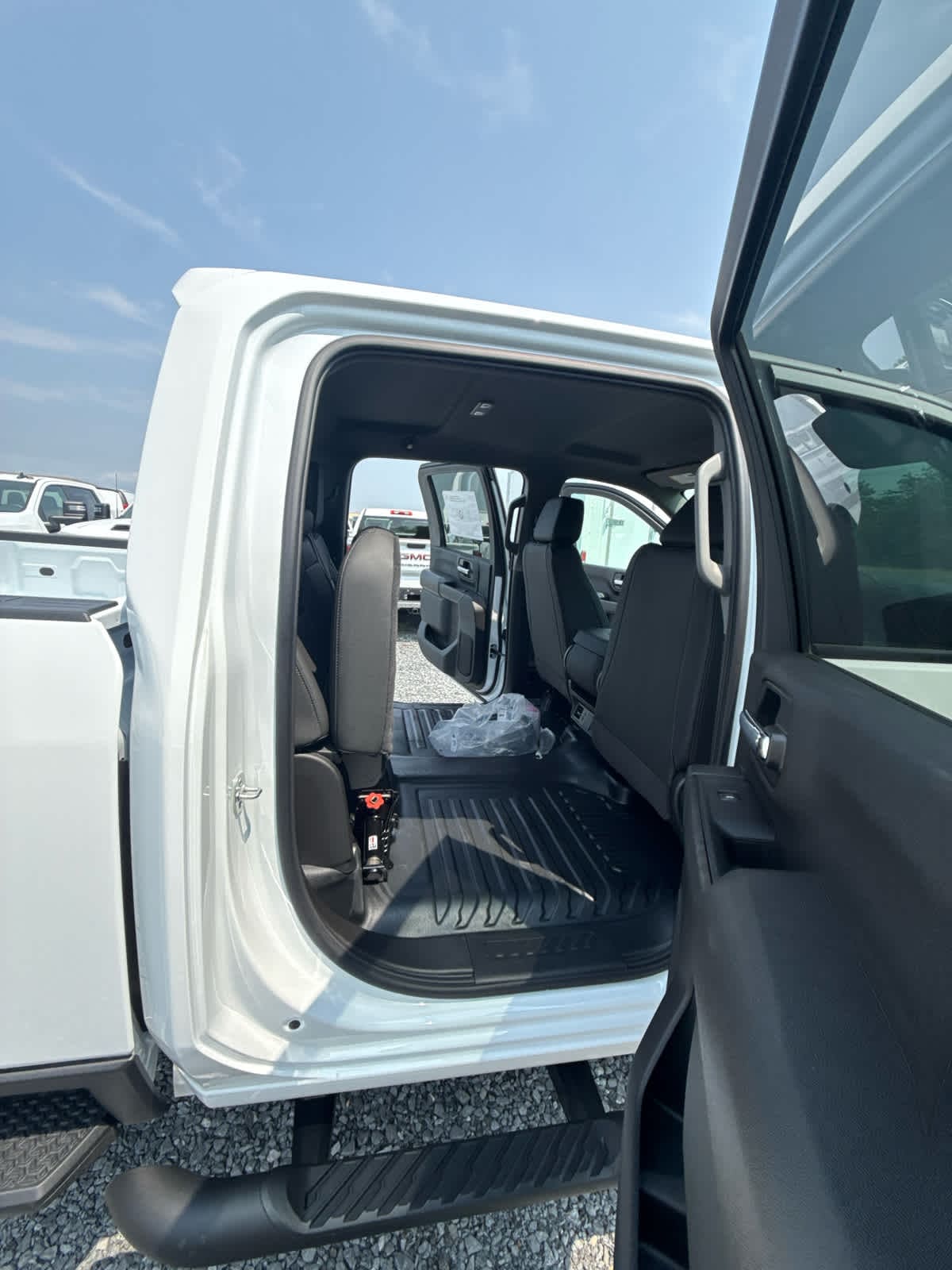 2026 GMC Sierra 2500HD Pro - Photo 35