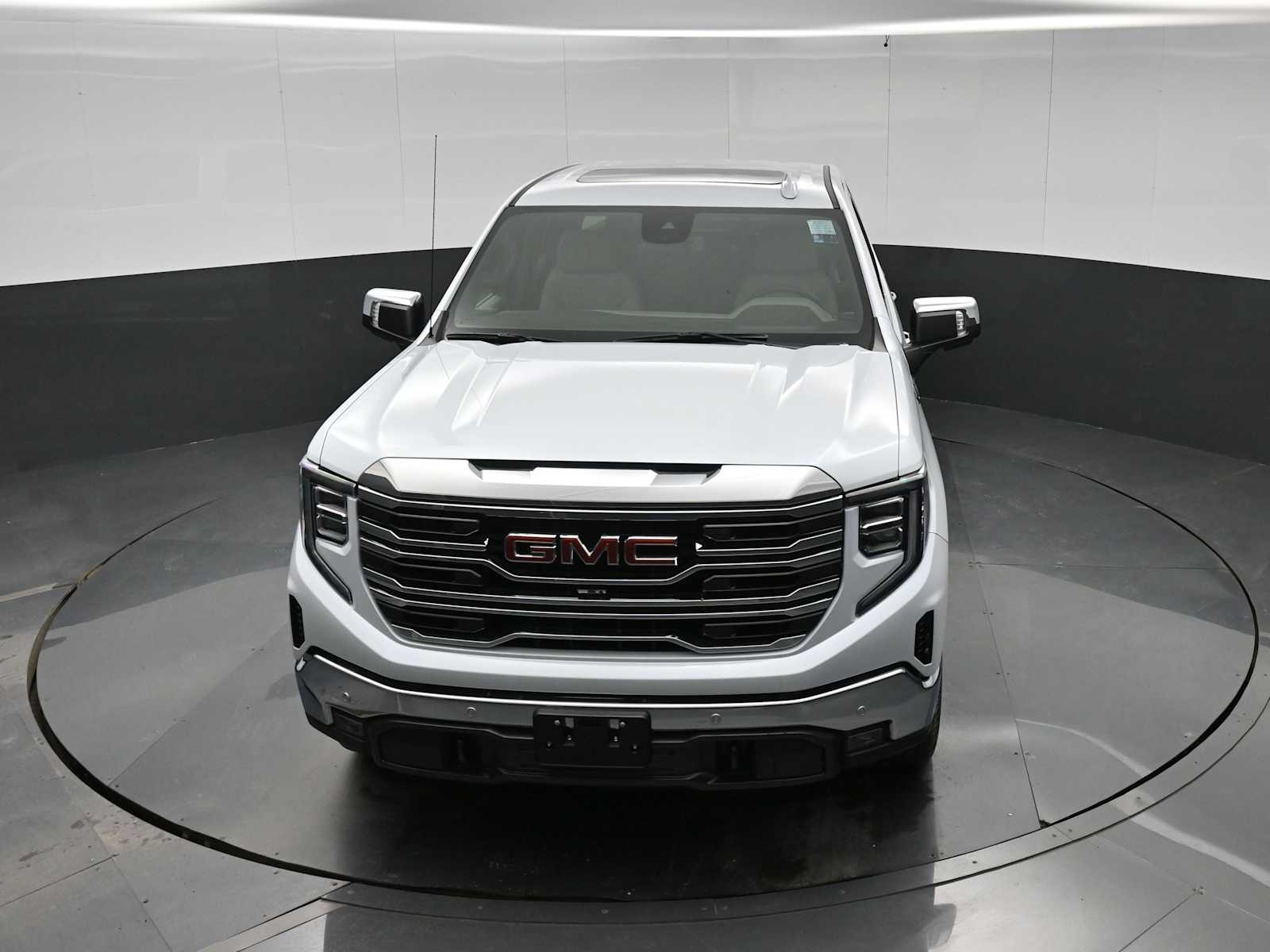 2026 GMC Sierra 1500 SLT - Photo 23