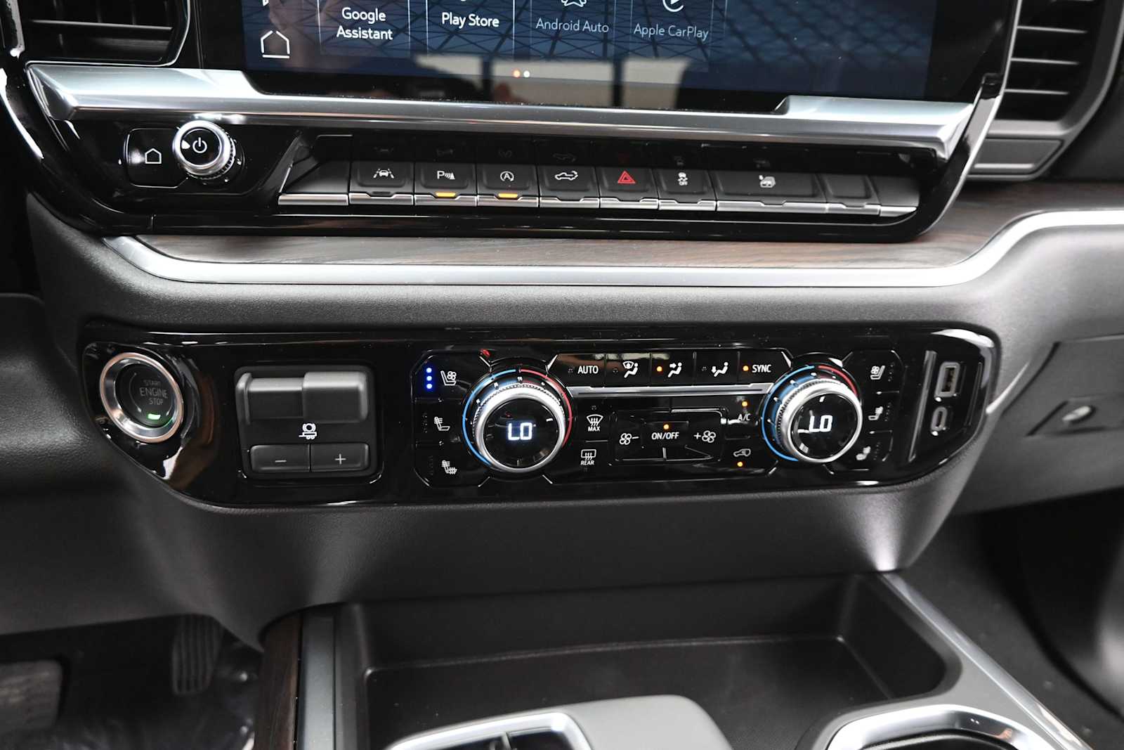 2026 GMC Sierra 1500 SLT - Photo 20