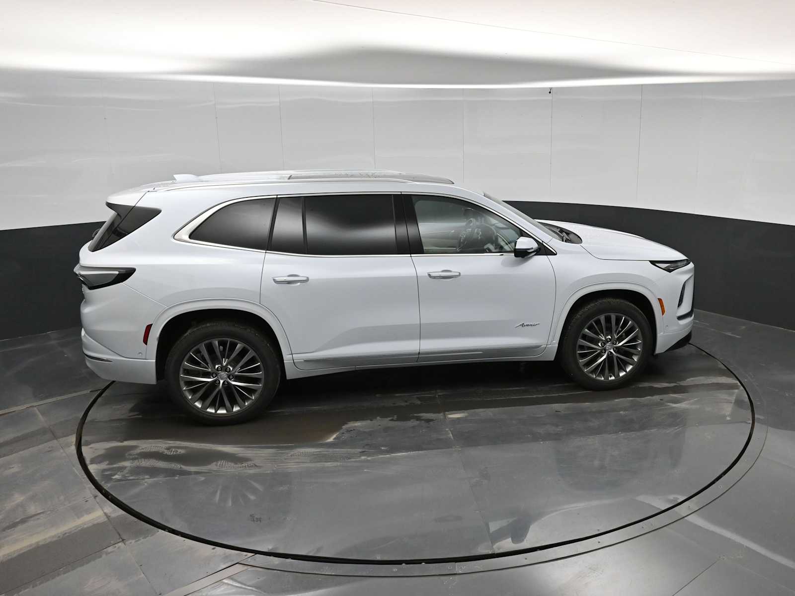 2026 Buick Enclave Avenir - Photo 32