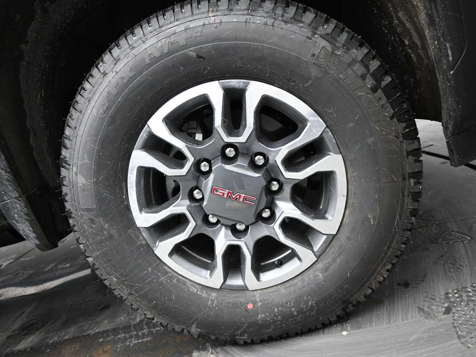 2026 GMC Sierra 2500HD SLT - Photo 10