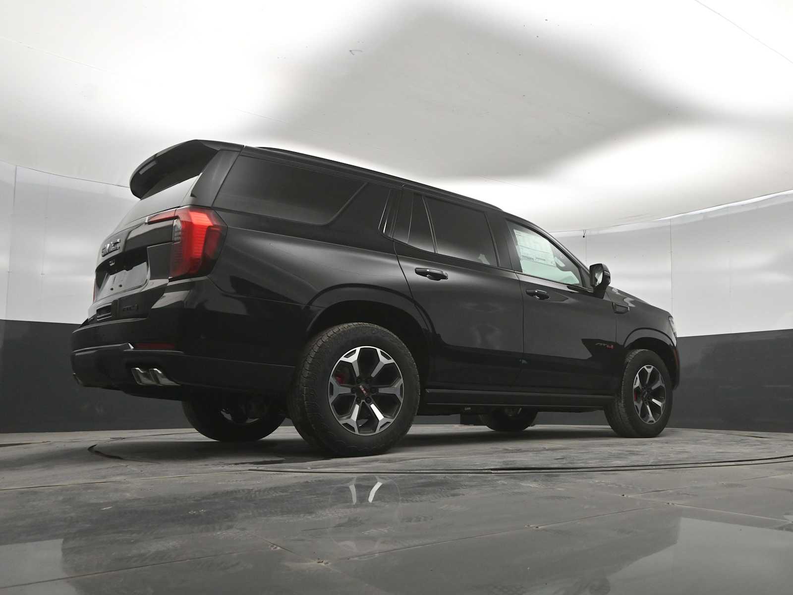 2026 GMC Yukon AT4 - Photo 38