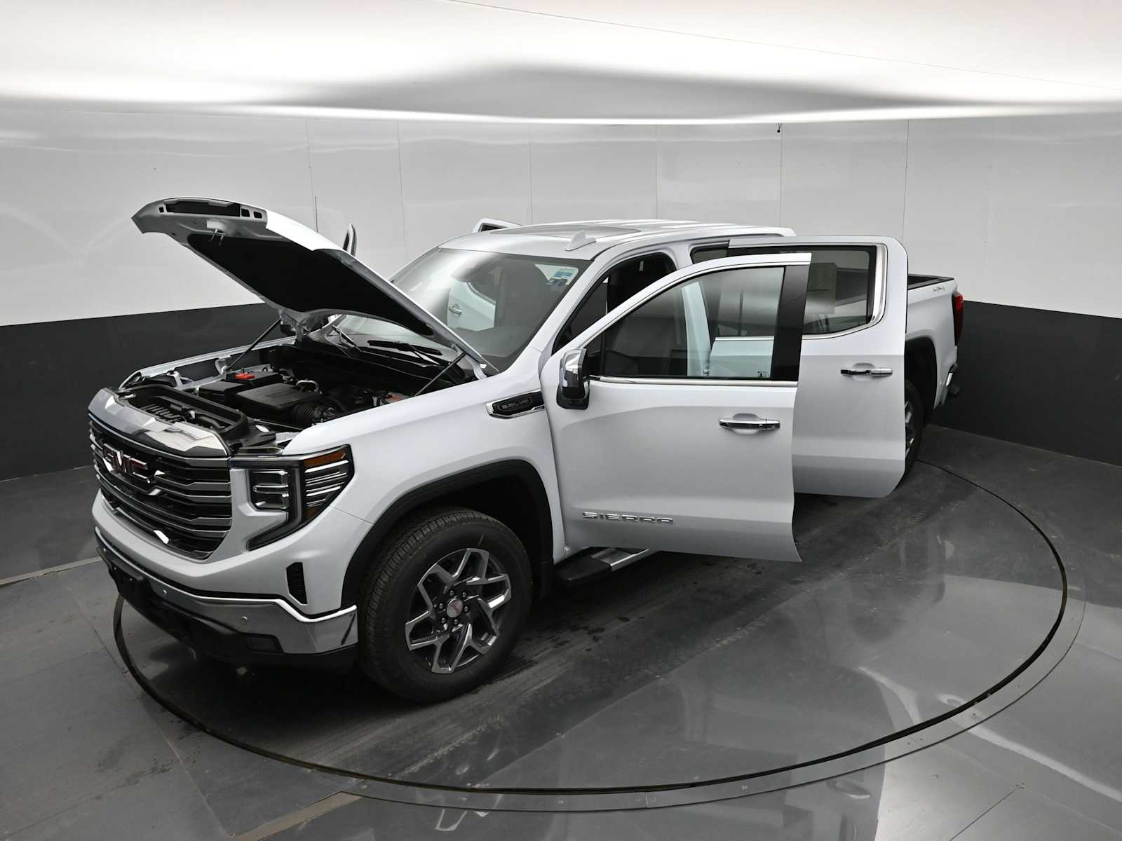2026 GMC Sierra 1500 SLT - Photo 41