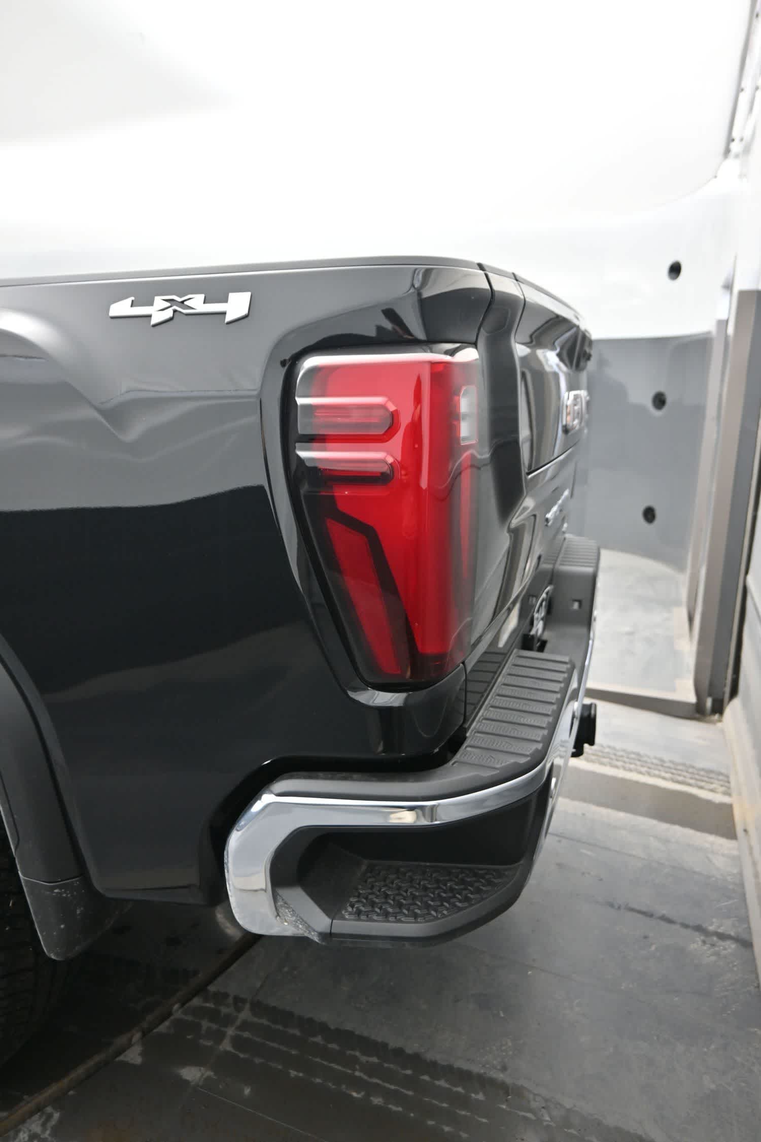 2026 GMC Sierra 2500HD SLT - Photo 5
