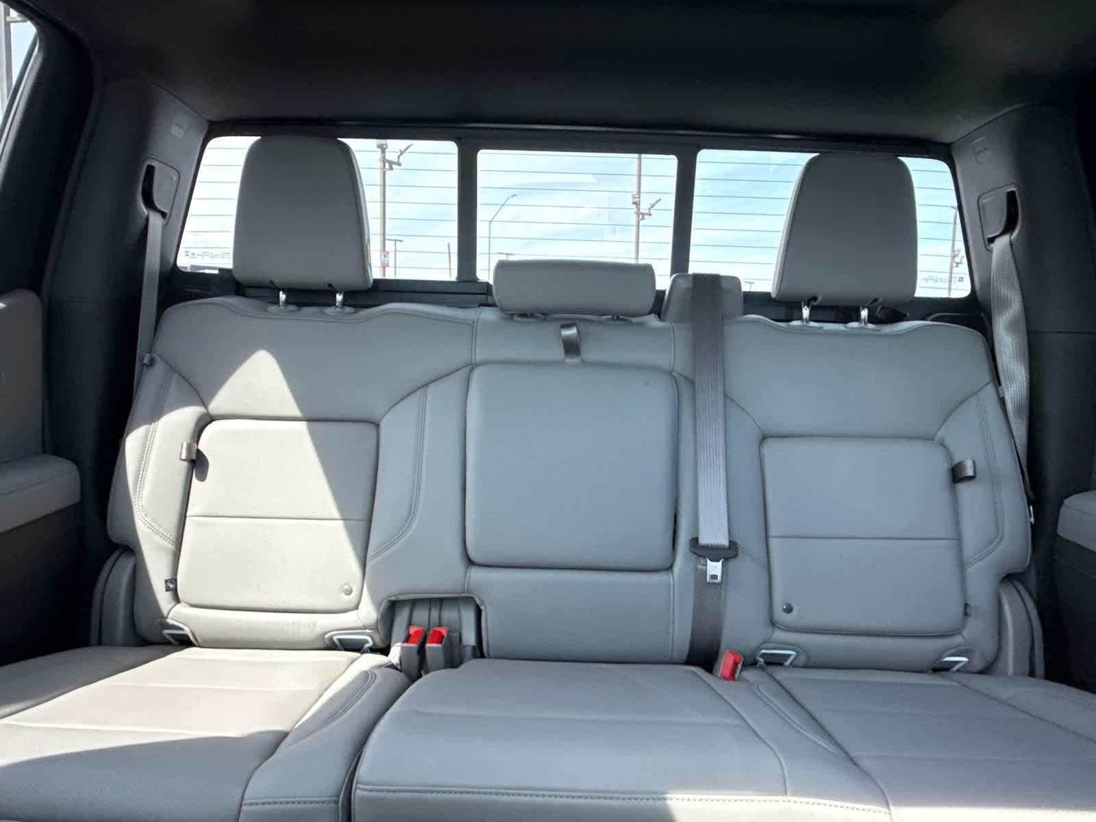2026 GMC Sierra 1500 SLT - Photo 37