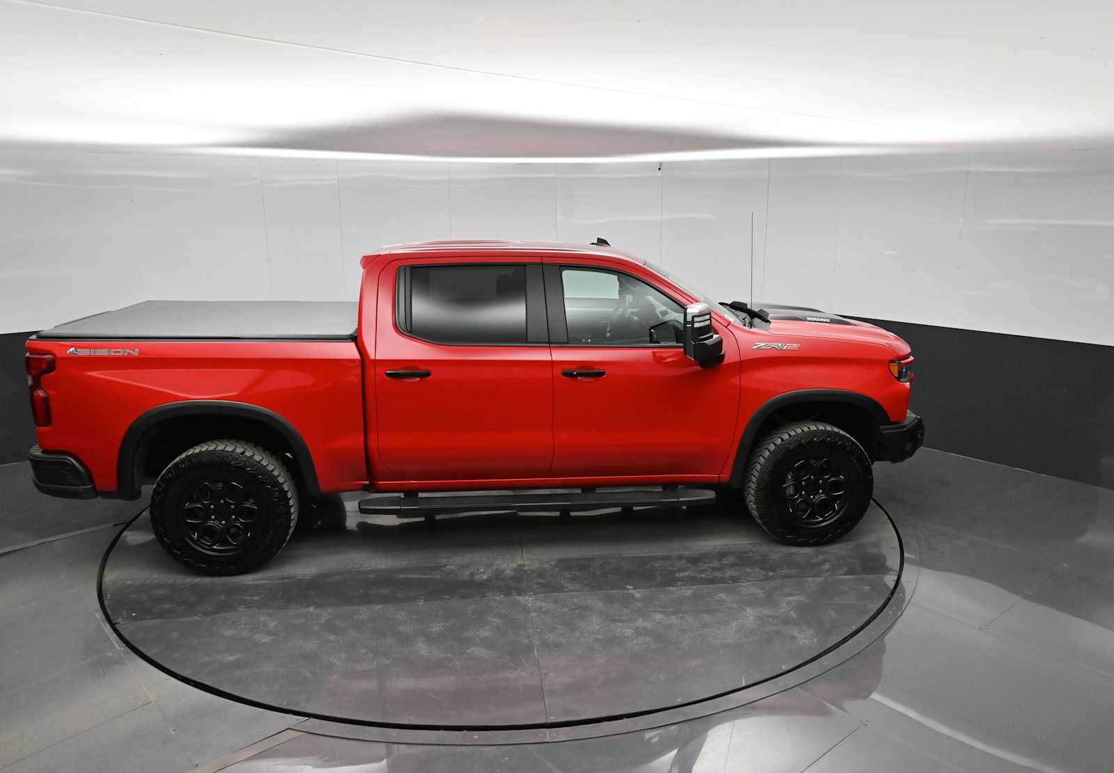 2024 Chevrolet Silverado 1500 ZR2 - Photo 32