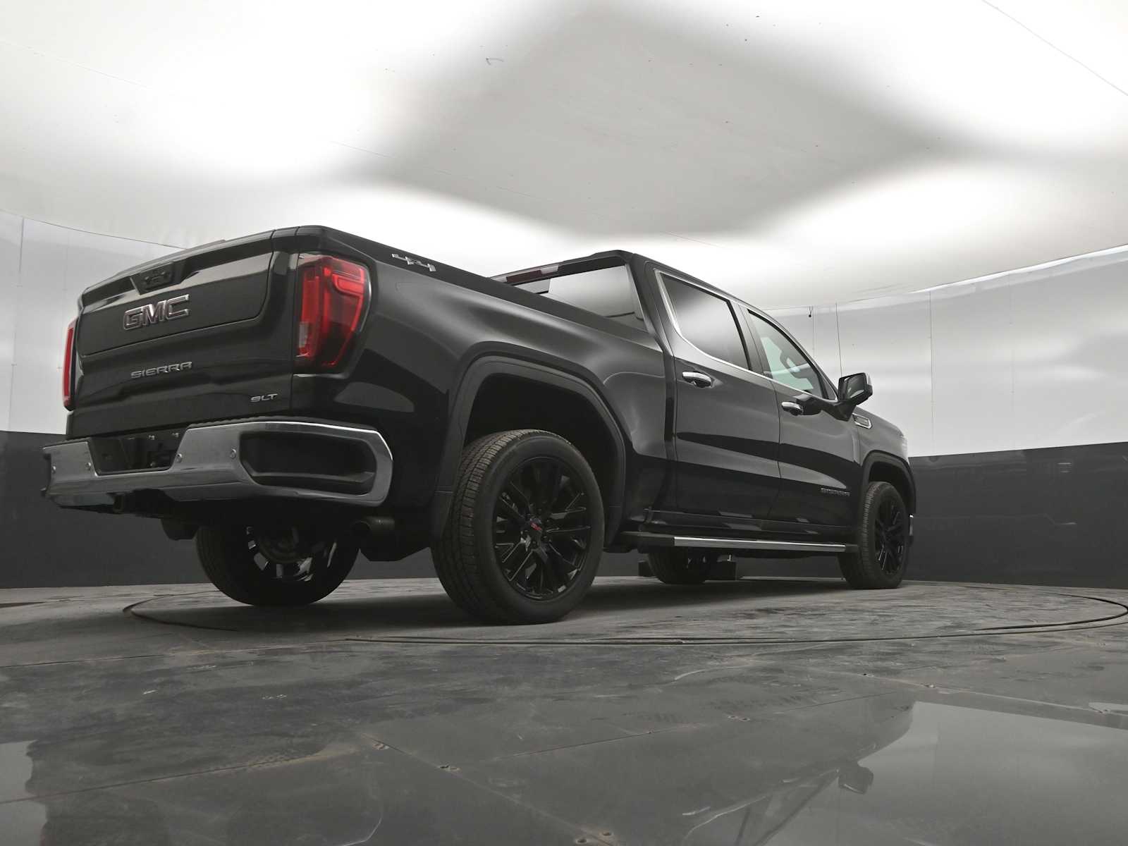 2026 GMC Sierra 1500 SLT - Photo 40