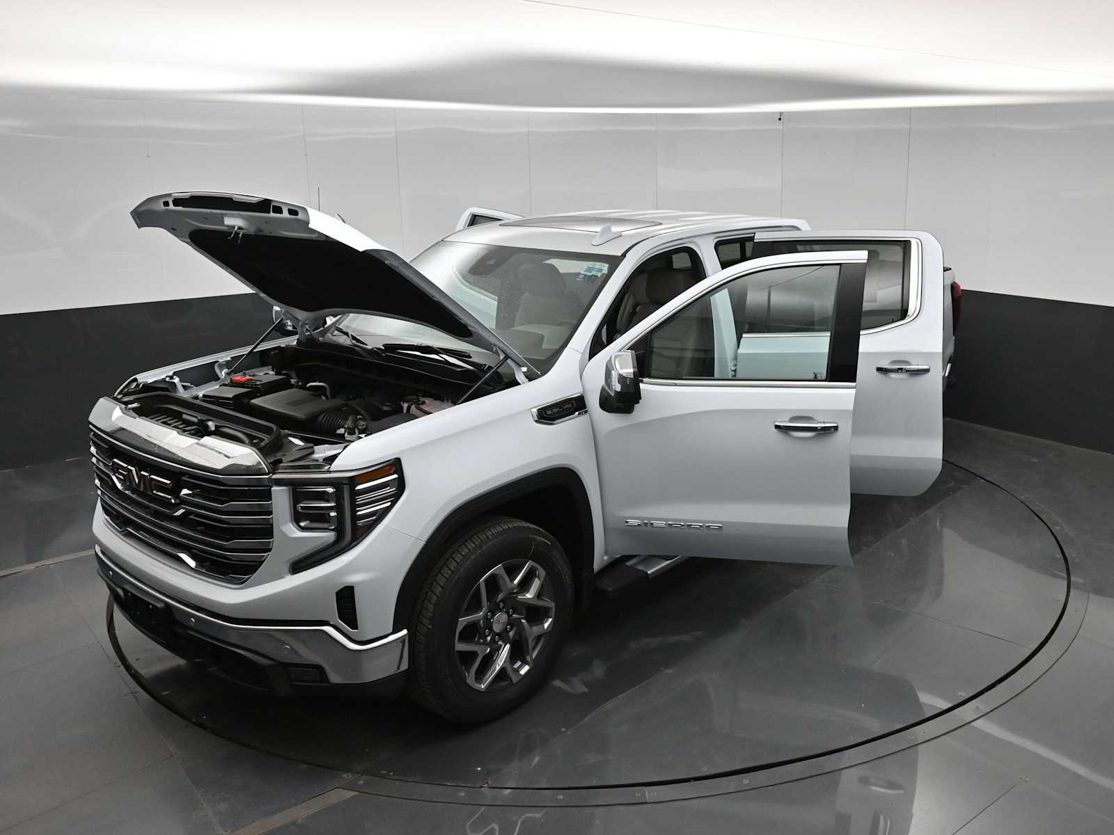 2026 GMC Sierra 1500 SLT - Photo 44
