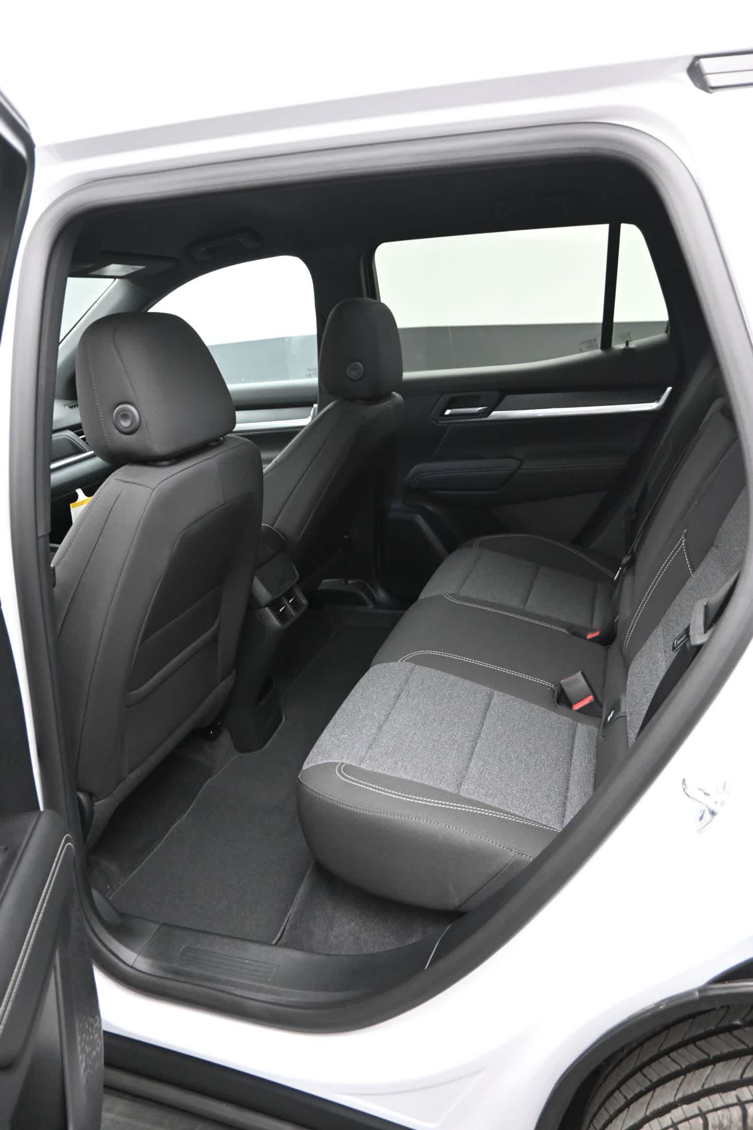 2027 GMC Terrain Elevation - Photo 14