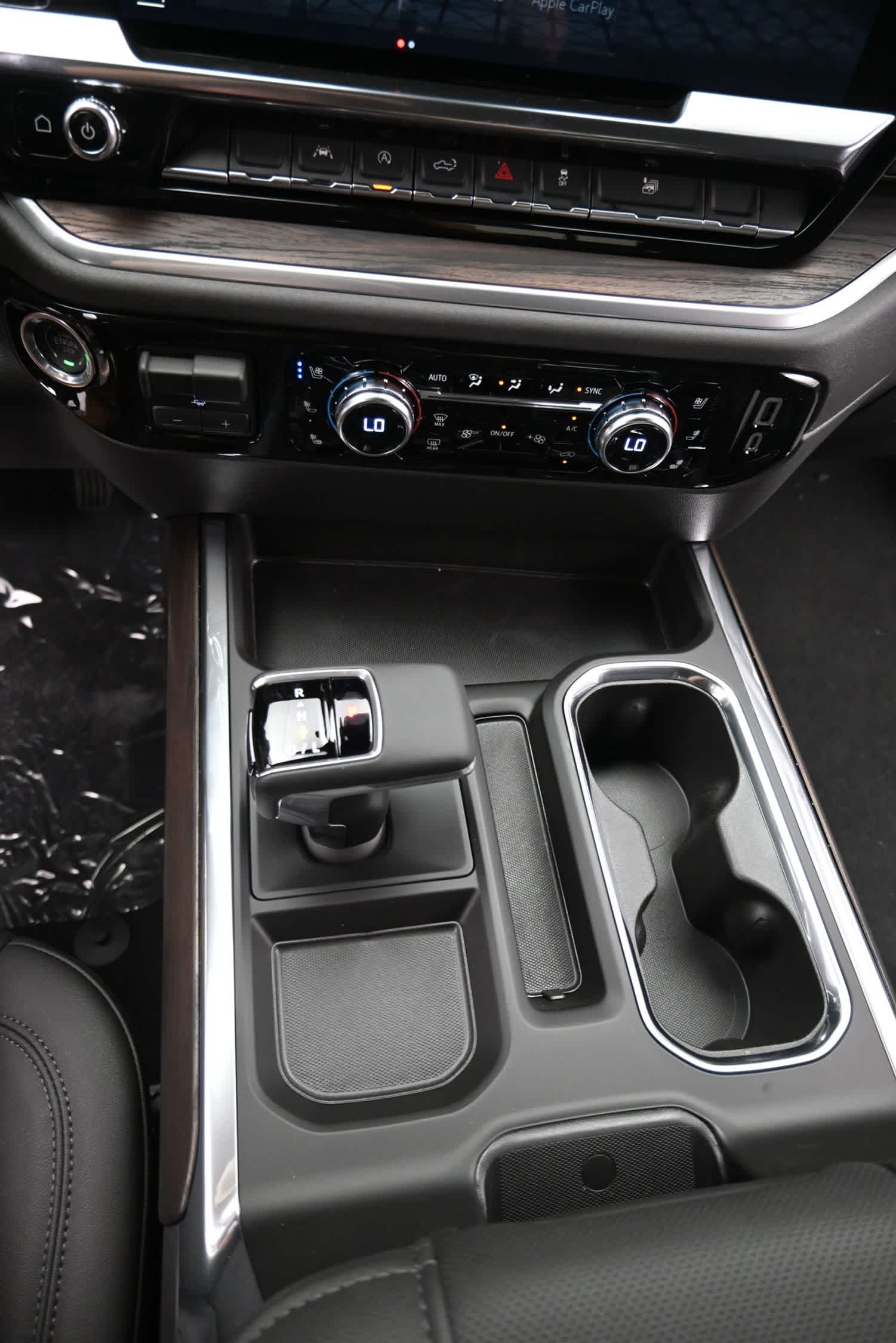 2026 GMC Sierra 1500 SLT - Photo 22