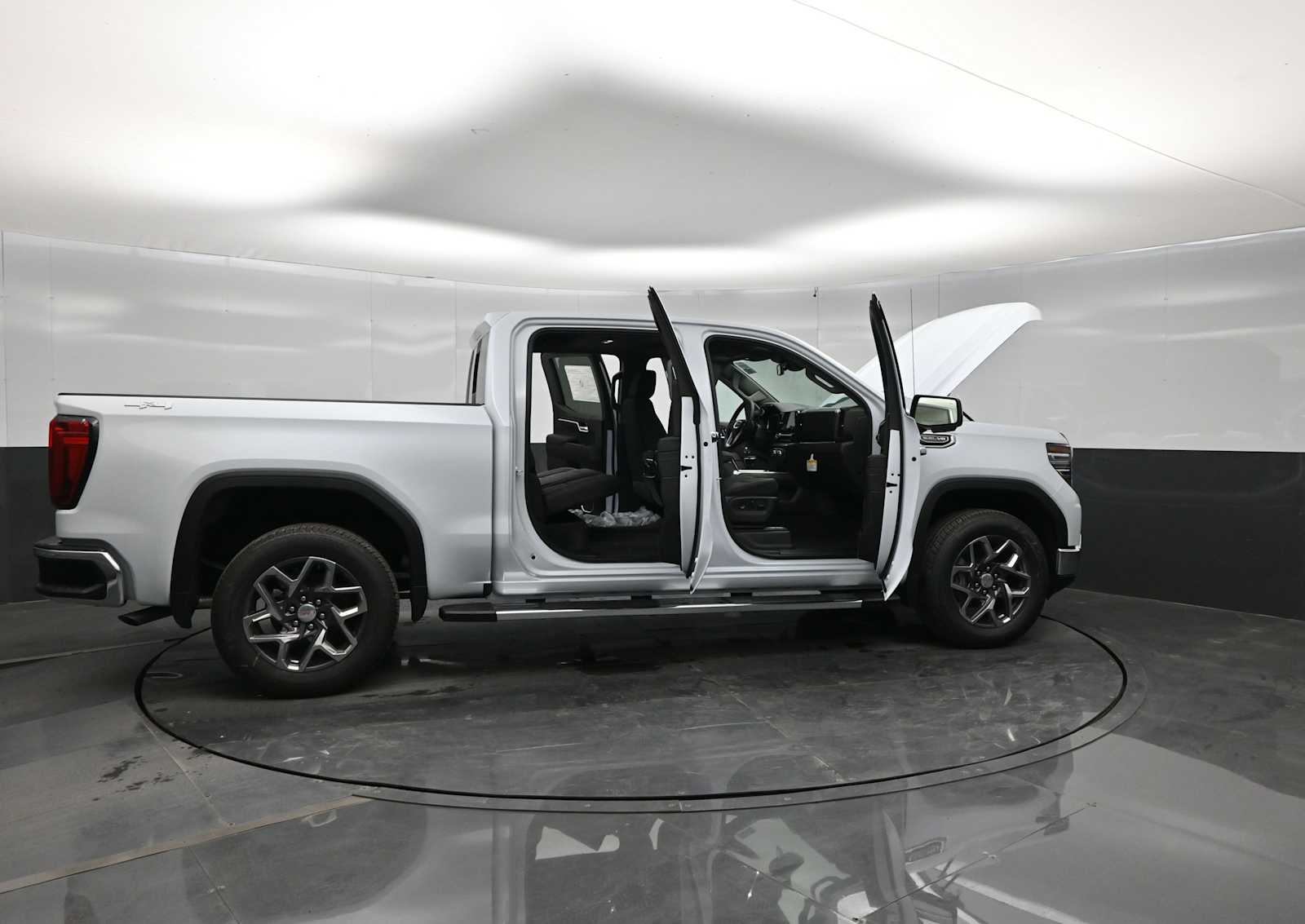 2026 GMC Sierra 1500 SLT - Photo 42