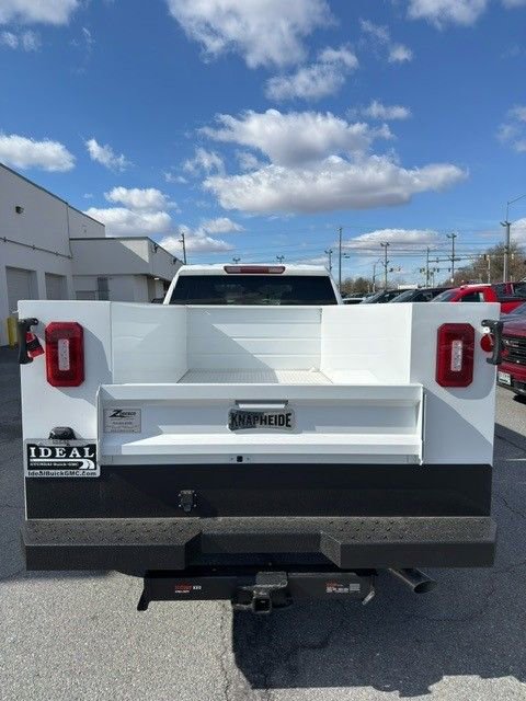 2024 Gmc Sierra 3500 HD Pro photo 4