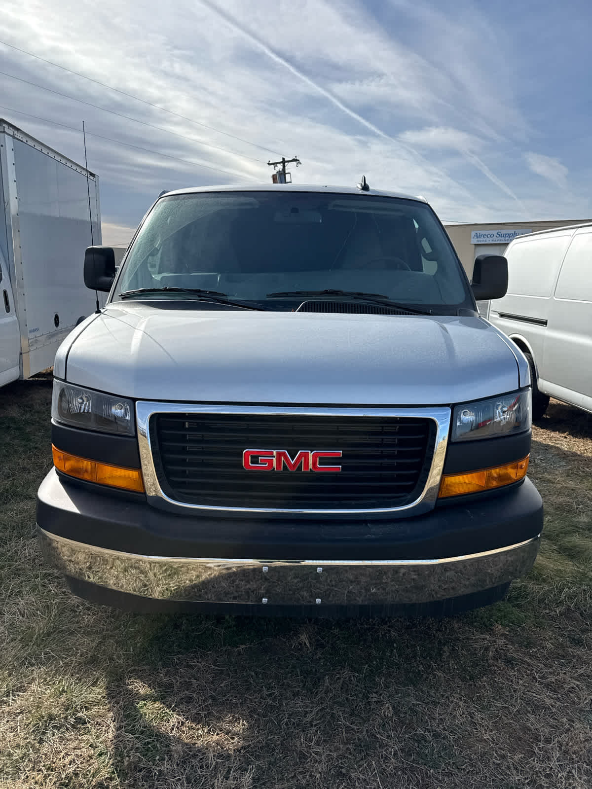 2025 GMC Savana Cargo Work Van - Photo 20
