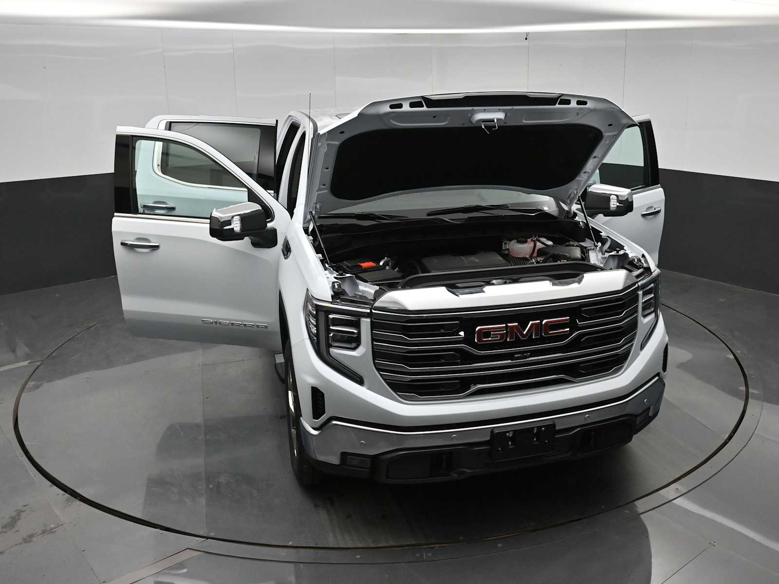 2026 GMC Sierra 1500 SLT - Photo 40