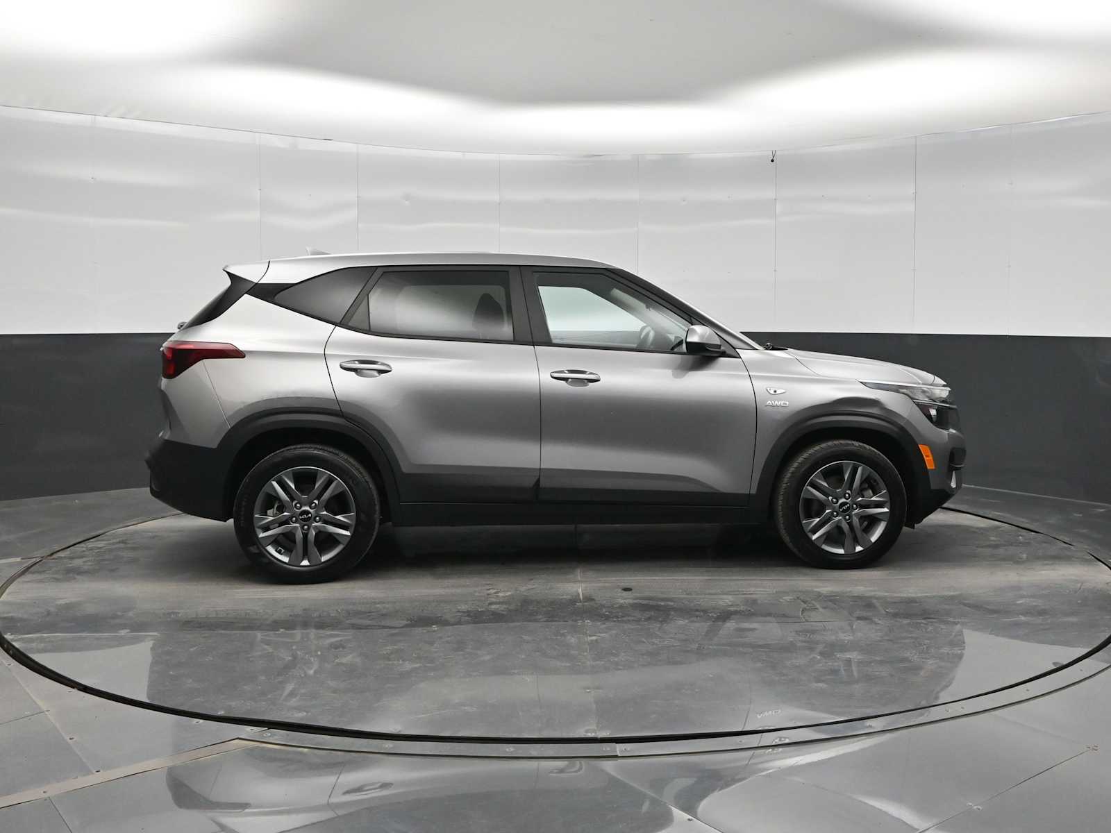 2022 Kia Seltos LX - Photo 9