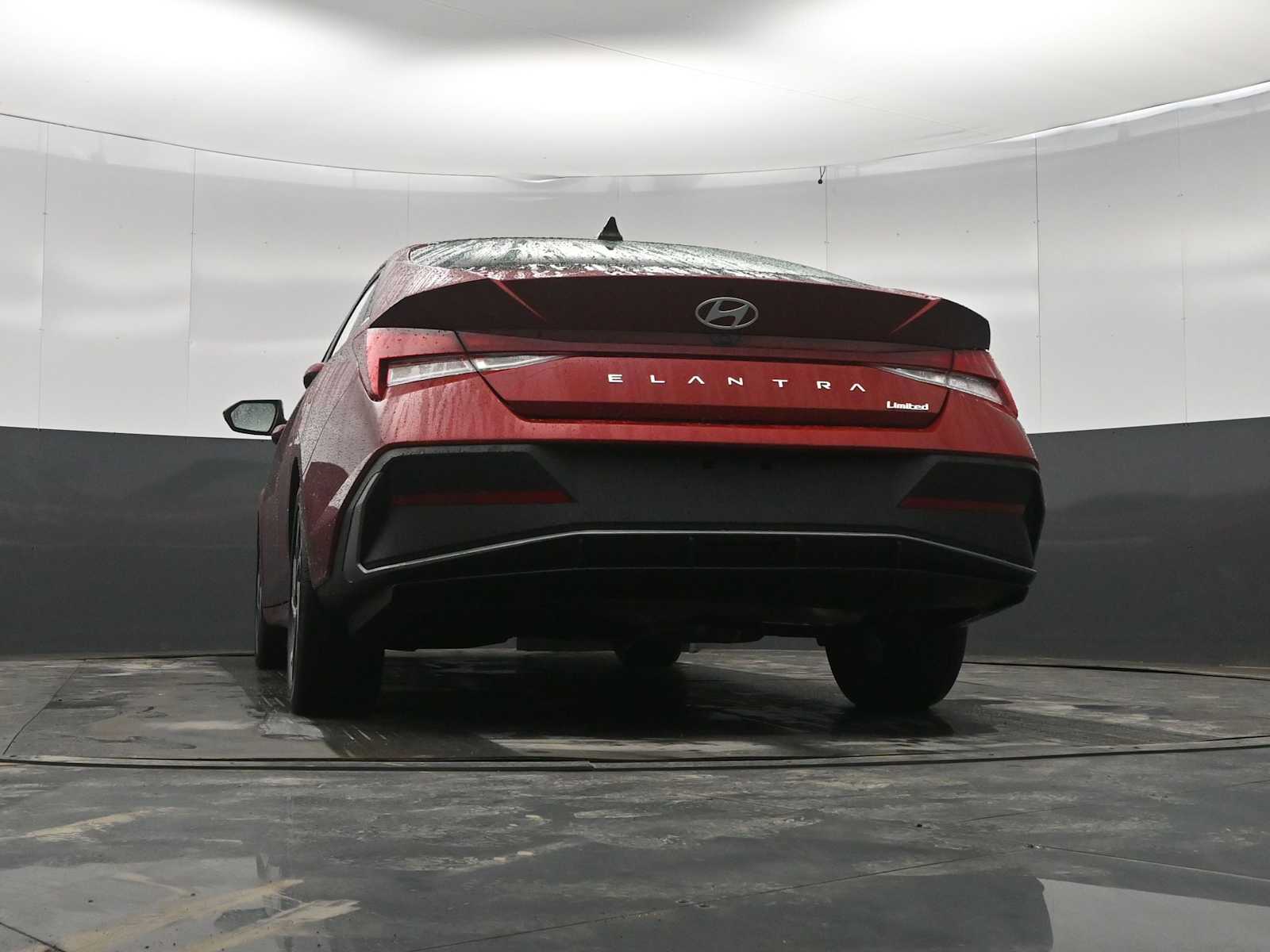 2025 Hyundai Elantra Limited - Photo 34