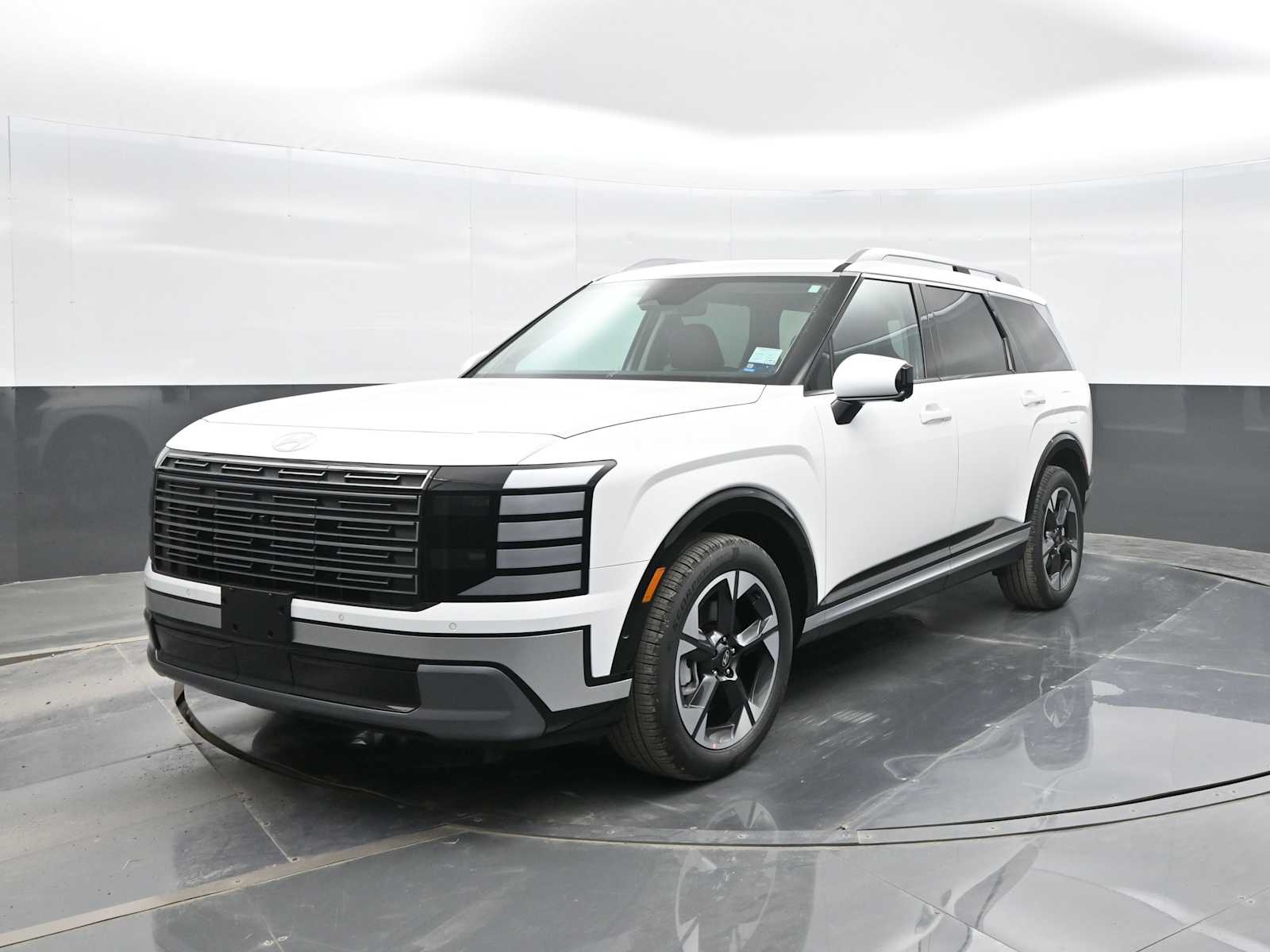 2026 Hyundai Palisade Limited's photo